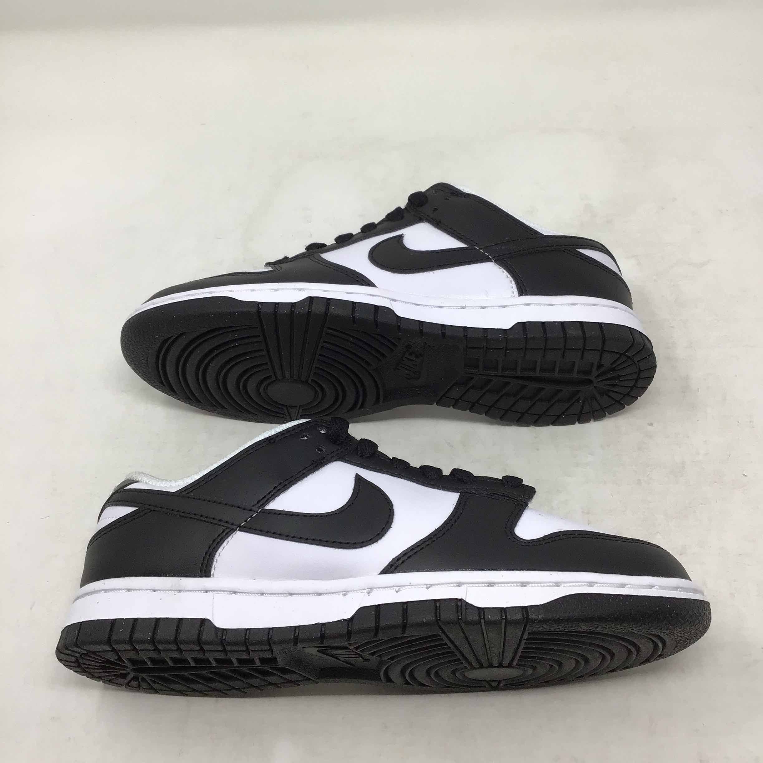 Wmns Dunk Low Next Nature Black White White Sockliner