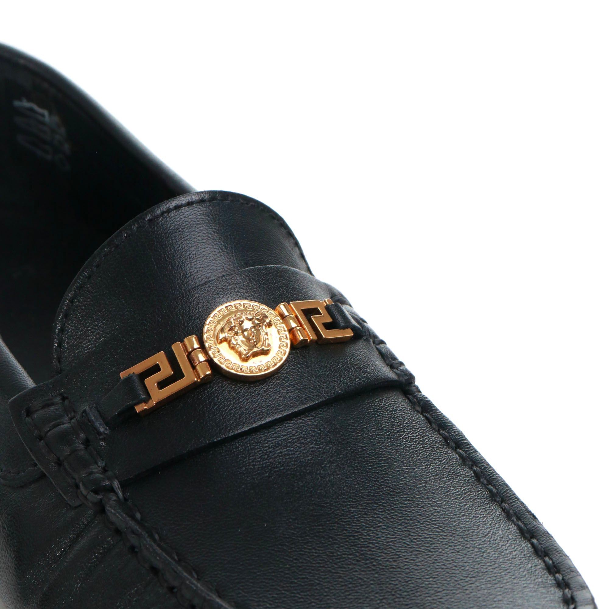 Versace VERSACE - Medaillon Versace loafers in black leather (T37) Size US 6 / IT 36 - 4 Thumbnail