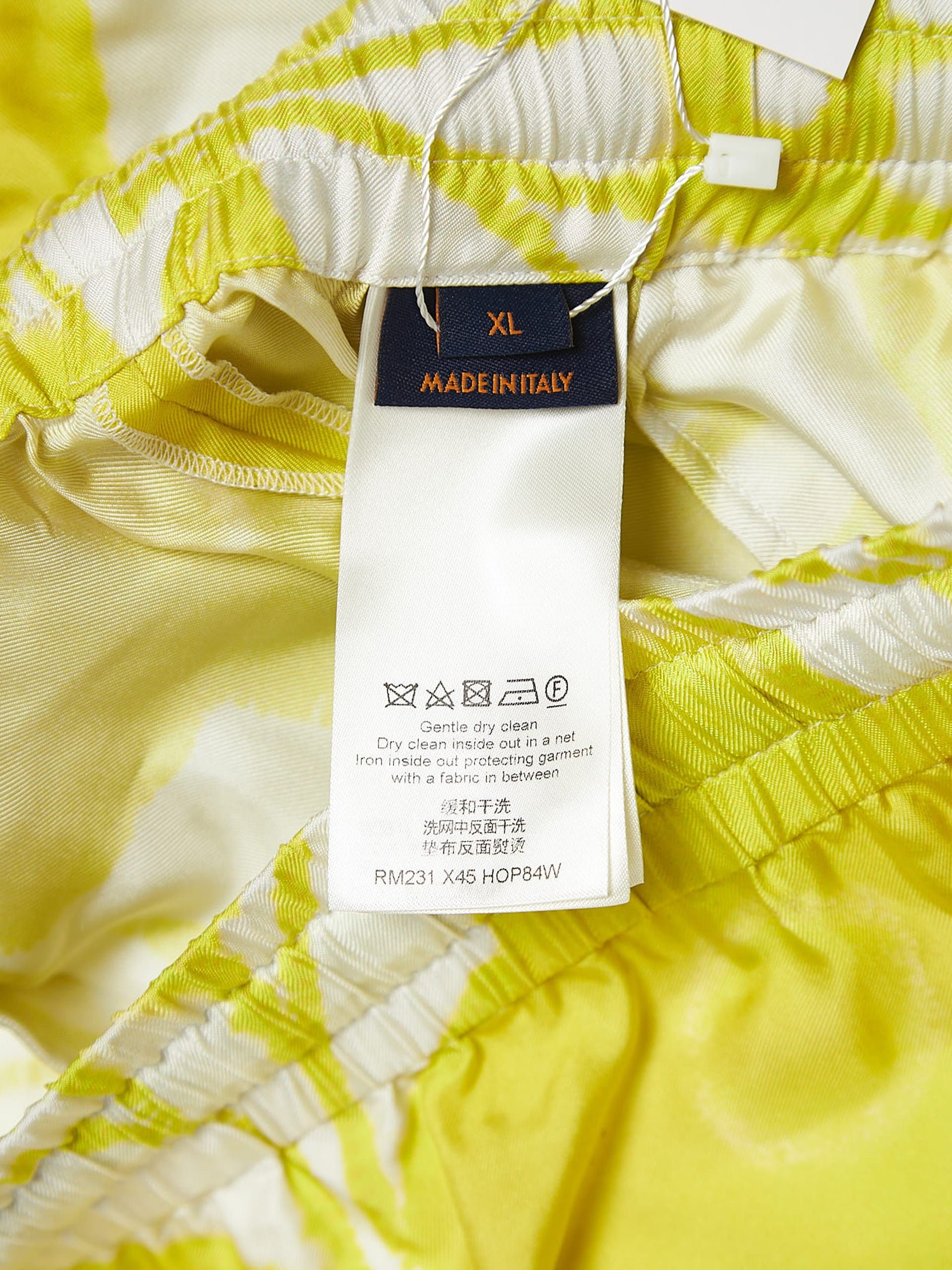 Louis Vuitton Neon Yellow Logo Printed Silk Shorts Size US 36 / EU 52 - 4 Thumbnail