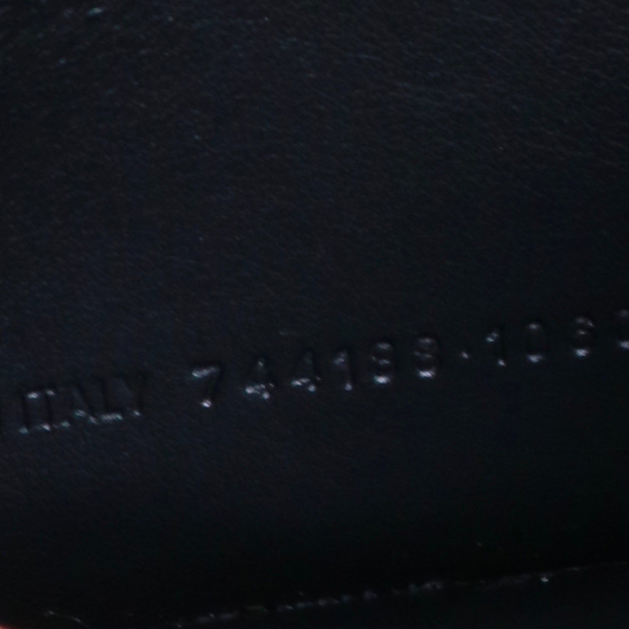 Balenciaga BALENCIAGA - Balenciaga Beach Medium tote bag in black straw Size ONE SIZE - 11 Thumbnail