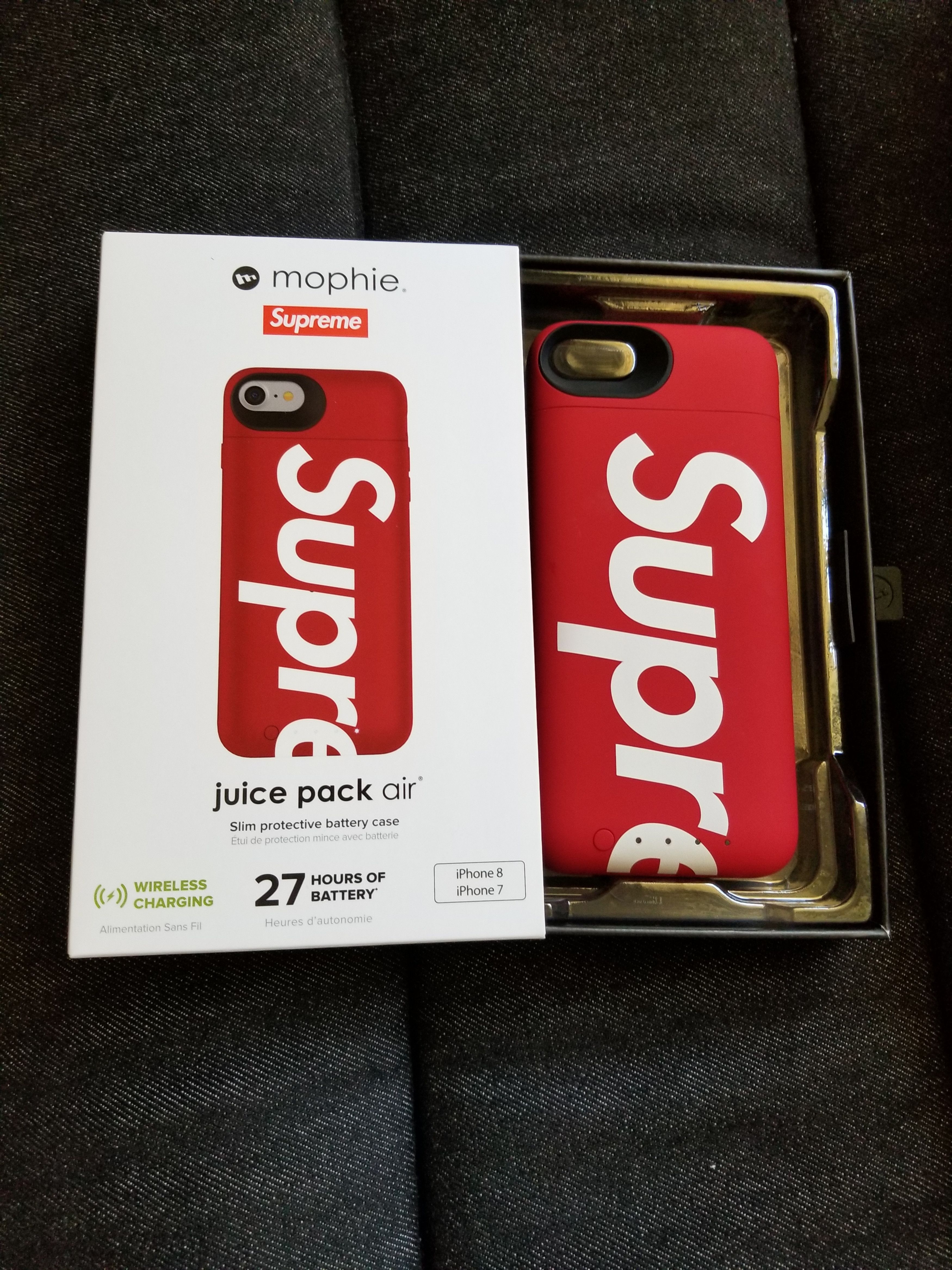 Supreme Mophie Juice Pack Air Red Battery Case iphone7/8+