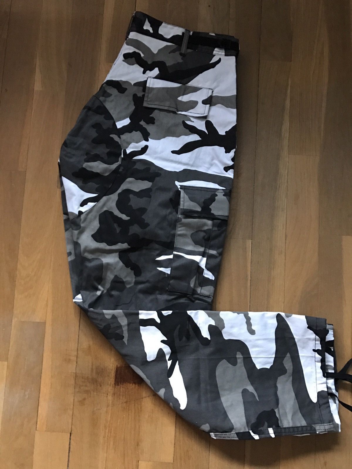 Military Grey White And Black Camo Pants Size US 40 / EU 56 - 1 Preview