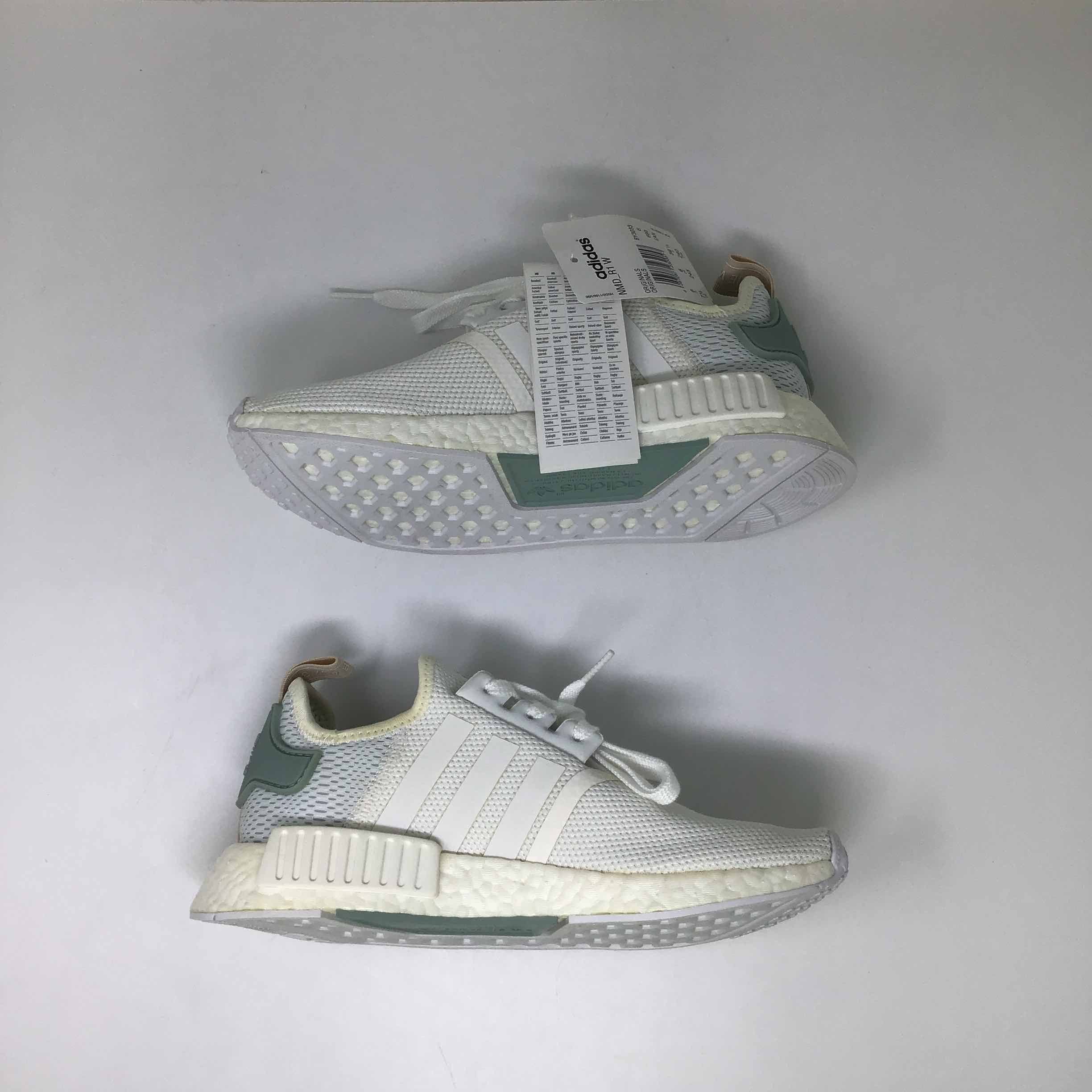 nmd r1 tactile green