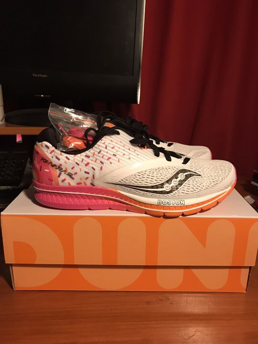 Saucony x dunkin’ outlet kinvara 9