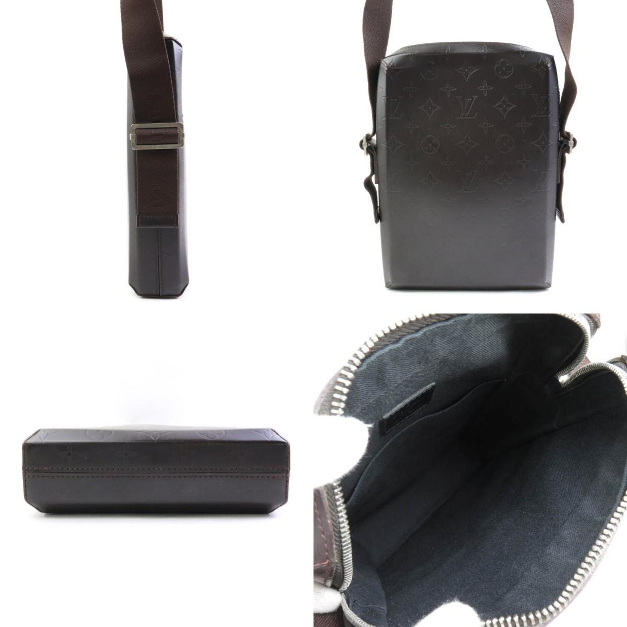 Louis Vuitton Louis Vuitton Shoulder Bag Monogram Glace Bobby Leather Dark Brown Silver Men's M46520 e58874a Size ONE SIZE - 2 Thumbnail