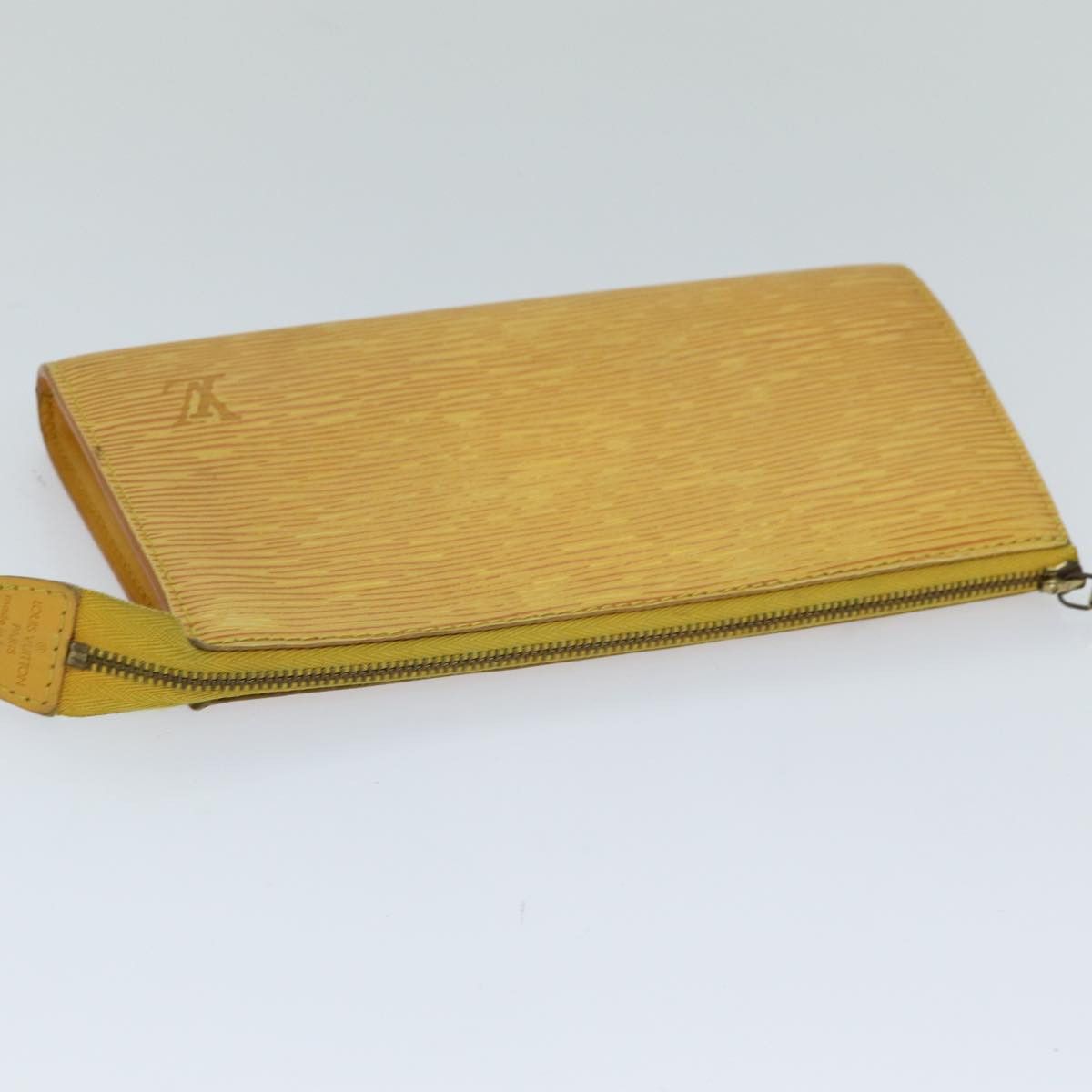 Louis Vuitton Louis Vuitton Pochette Accessoire clutch Size ONE SIZE - 4 Thumbnail
