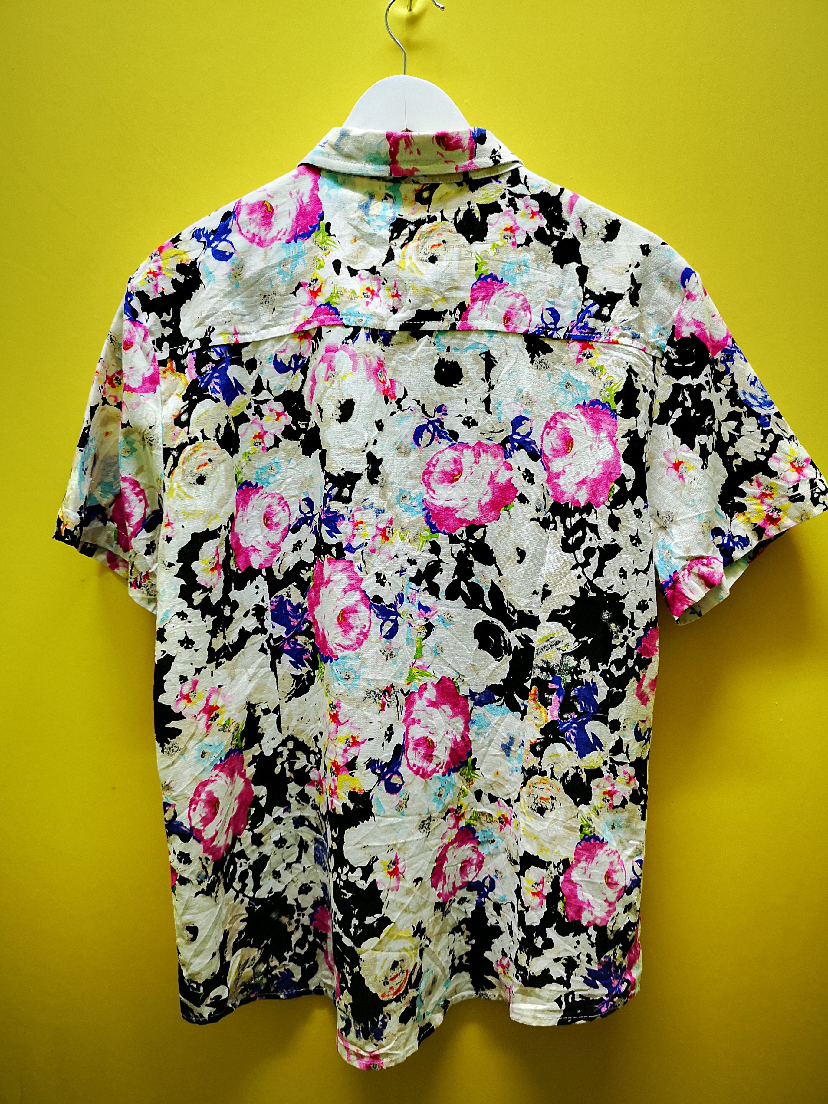 Other Roses print shirt Size US M / EU 48-50 / 2 - 3 Thumbnail