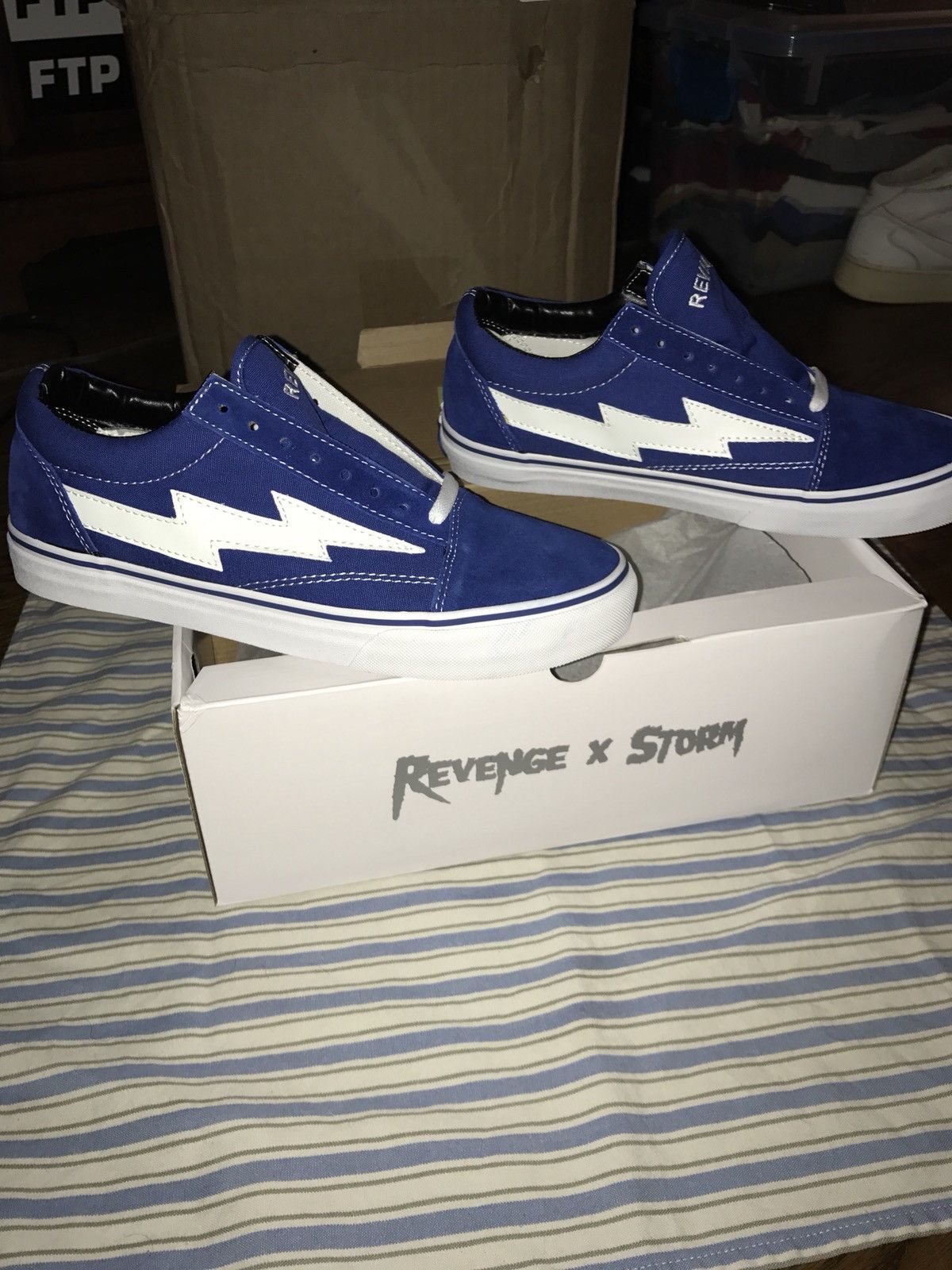 Ian connor vans outlet lightning bolt