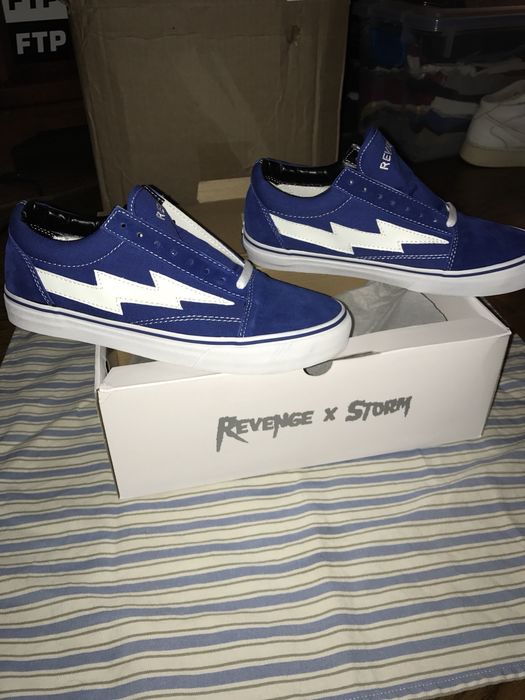 Blue vans hotsell with lightning bolt