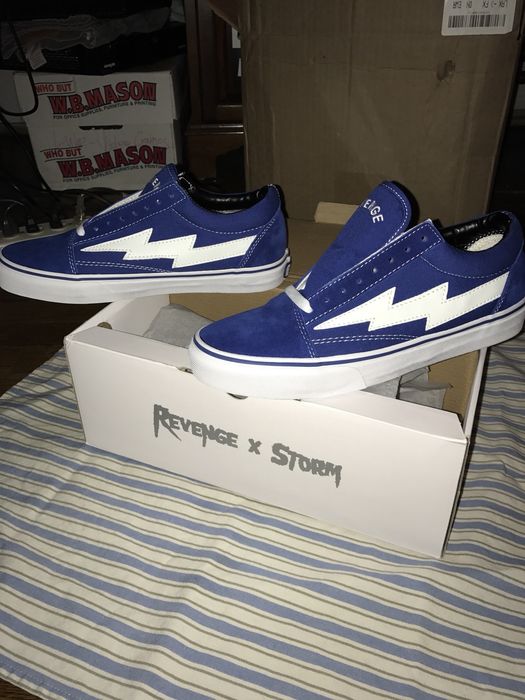 Blue vans with outlet lightning bolt