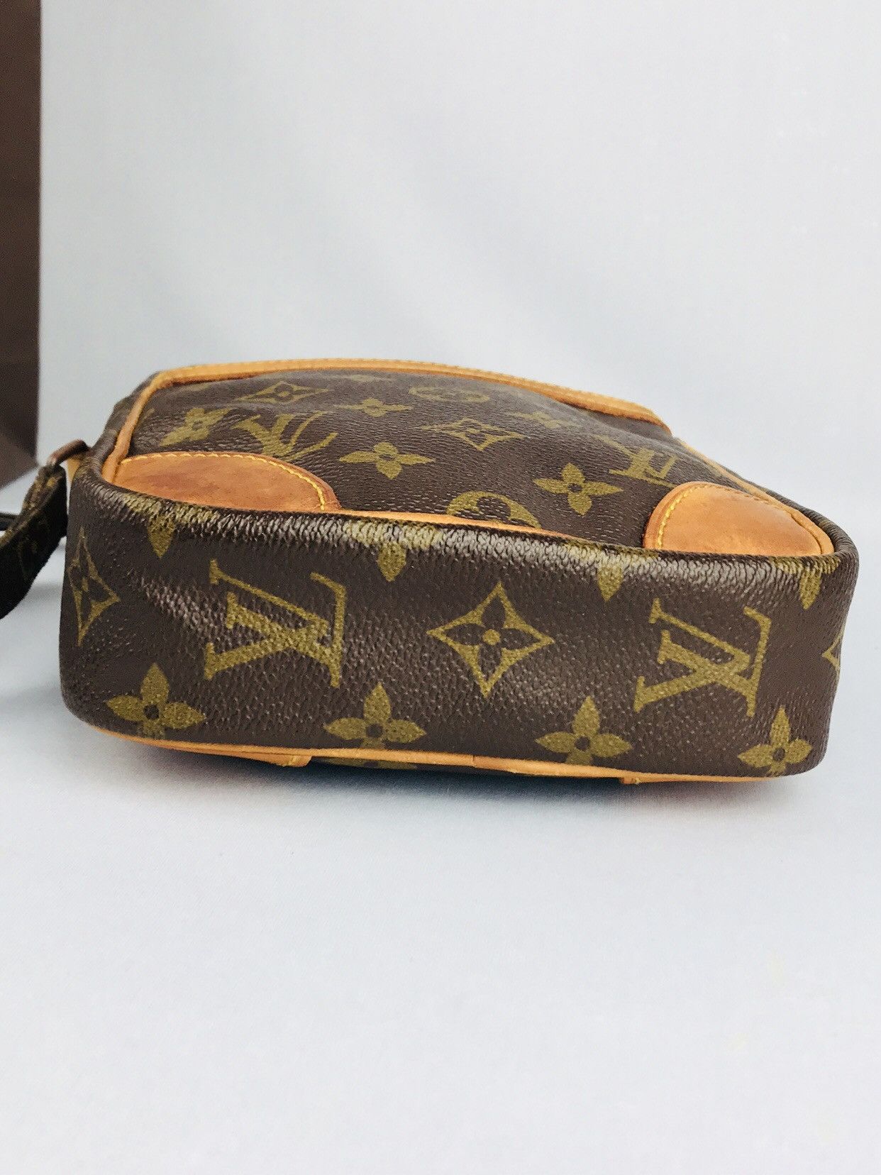 Louis Vuitton PREOWNED Authentic Louis Vuitton Danube PM Shoulderbag Size ONE SIZE - 20 Thumbnail