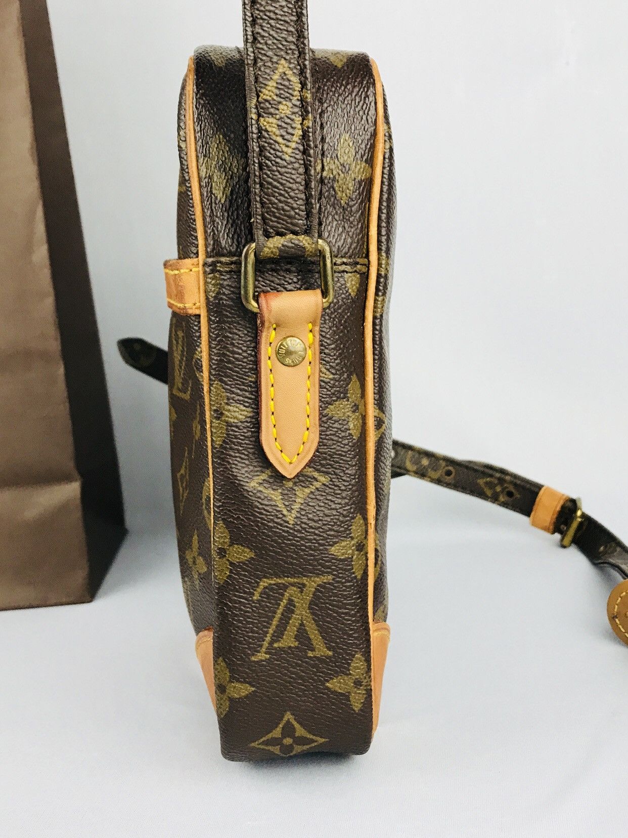 Louis Vuitton PREOWNED Authentic Louis Vuitton Danube PM Shoulderbag Size ONE SIZE - 18 Thumbnail
