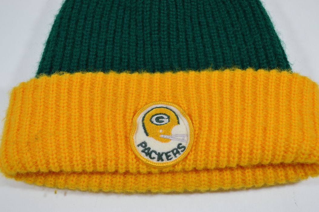 Green Bay Packers Pom Pom Vintage Beanie 