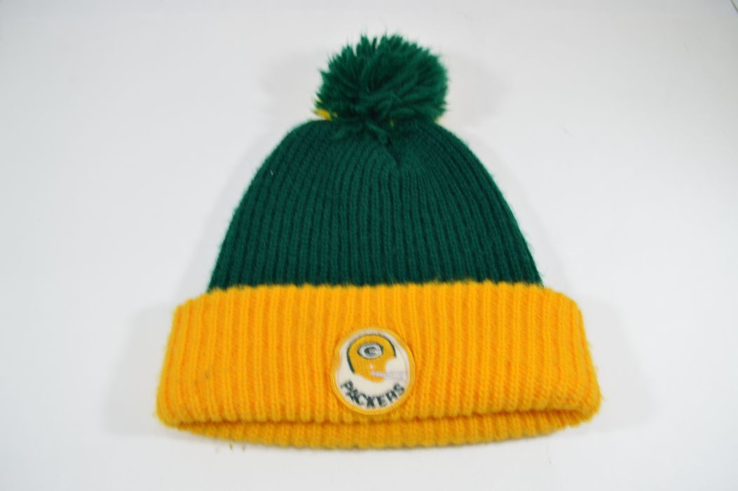 Vintage Vintage 70s Green Bay Packer Pom Pom Beanie Winter Hat Green ...