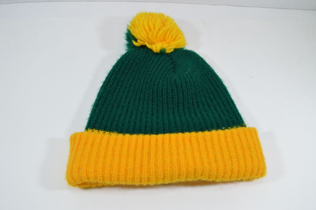 Vintage Vintage 70s Green Bay Packer Pom Pom Beanie Winter Hat Green ...