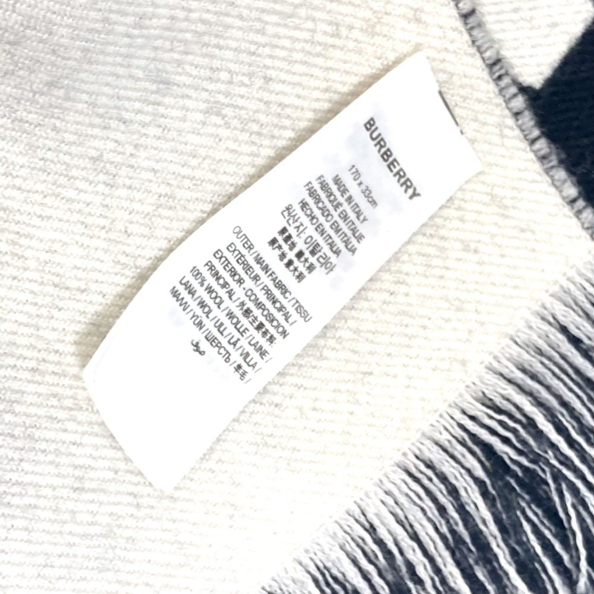 Burberry Burberry 80085081 fringe big logo Scarf Black WhiteBased Size ONE SIZE - 7 Thumbnail