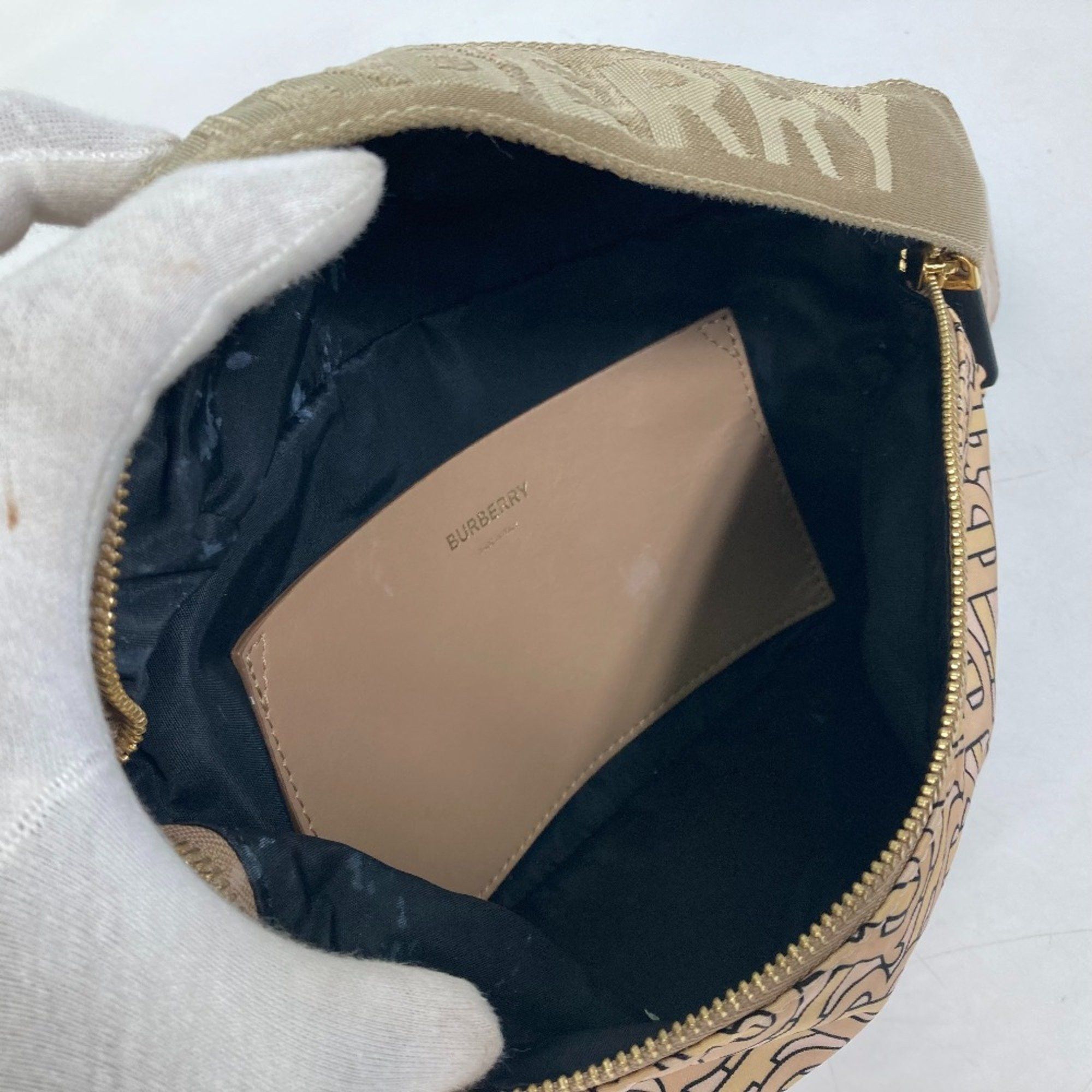 Burberry Burberry Shoulder Bag Waist Pouch body bag Beige Size ONE SIZE - 10 Thumbnail