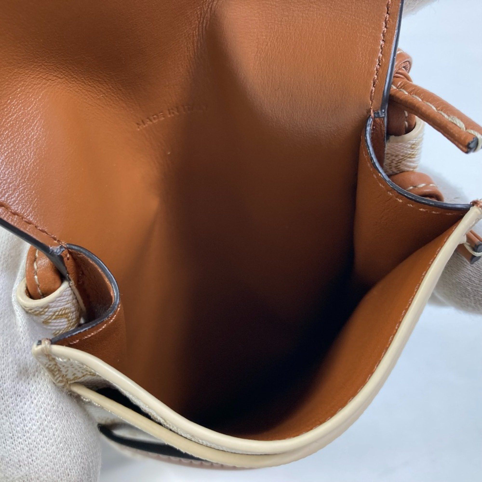 Celine CELINE 10G332CQD triomphe phone case Bag Shoulder Bag Pochette Smartphone case Beige White Size ONE SIZE - 9 Thumbnail