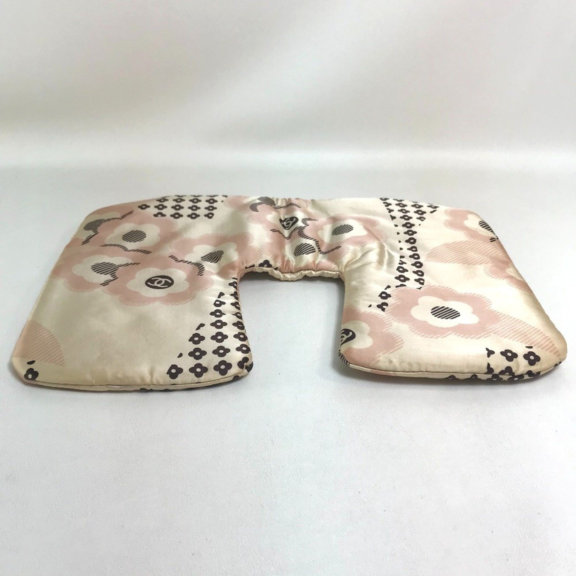 Chanel Chanel Eye mask pouch pillow set Travel case pink Size ONE SIZE - 3 Thumbnail