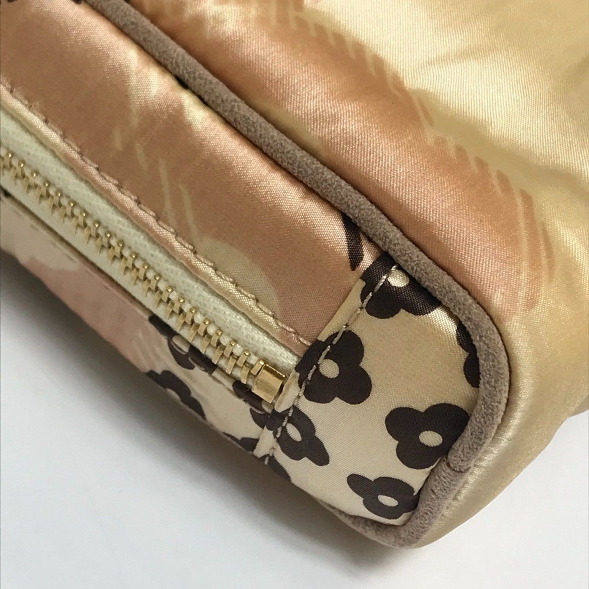 Chanel Chanel Eye mask pouch pillow set Travel case pink Size ONE SIZE - 13 Thumbnail