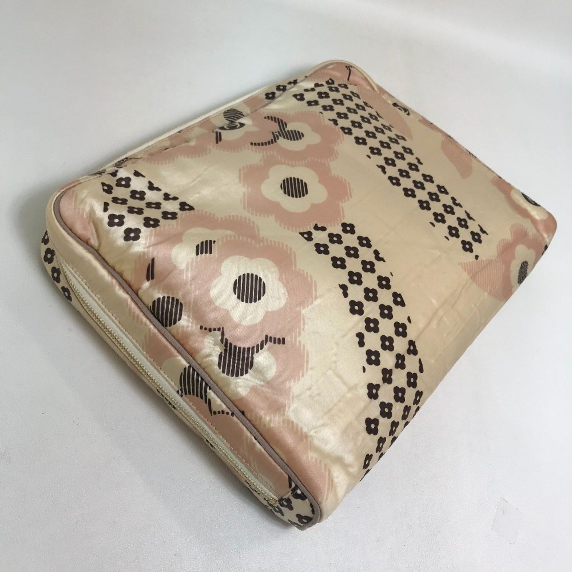 Chanel Chanel Eye mask pouch pillow set Travel case pink Size ONE SIZE - 10 Thumbnail