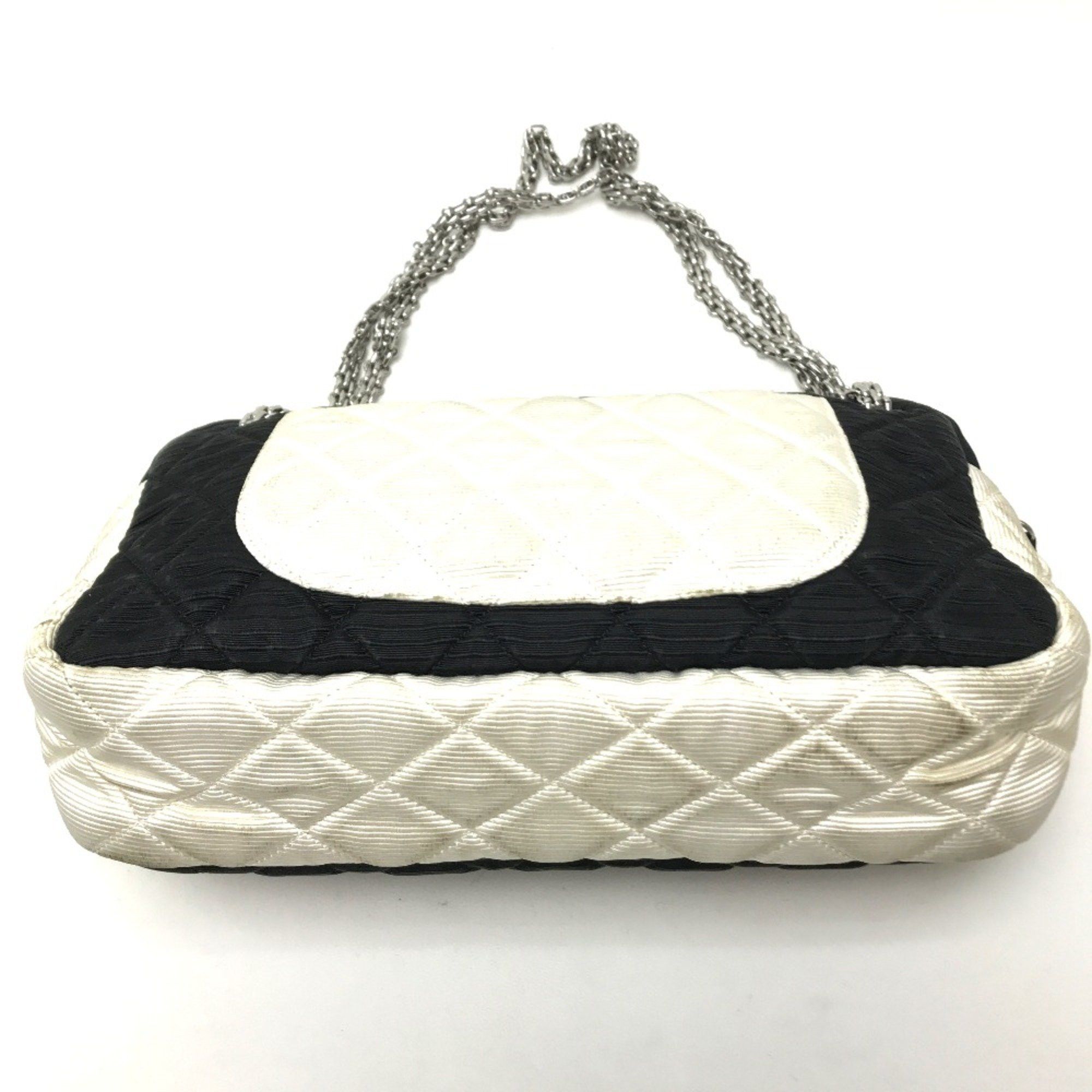 Chanel Chanel Quilted Bag Chain Shoulder Bag Black White Size ONE SIZE - 3 Thumbnail