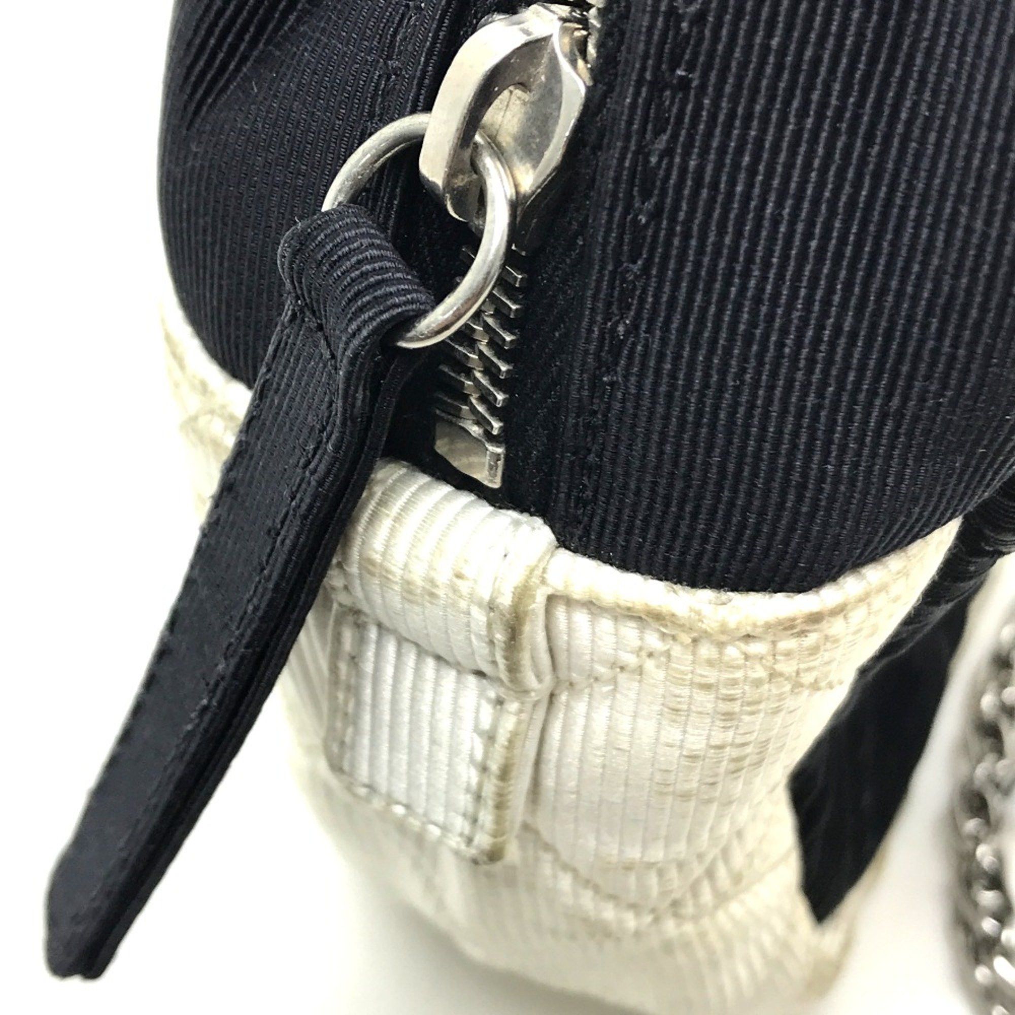 Chanel Chanel Quilted Bag Chain Shoulder Bag Black White Size ONE SIZE - 9 Thumbnail