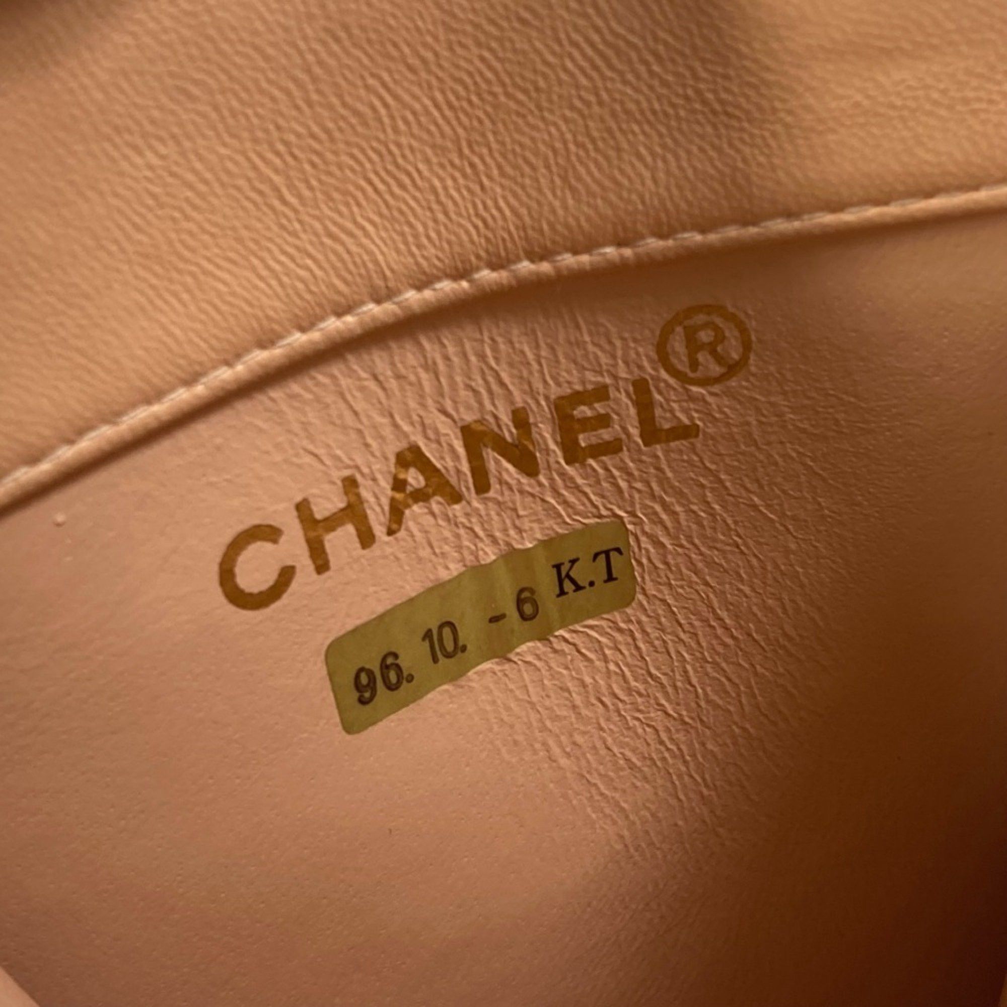 Chanel Chanel neck pouch smartphone pouch Shoulder Shoulder Shoulder Bag Pink Based Size ONE SIZE - 10 Thumbnail