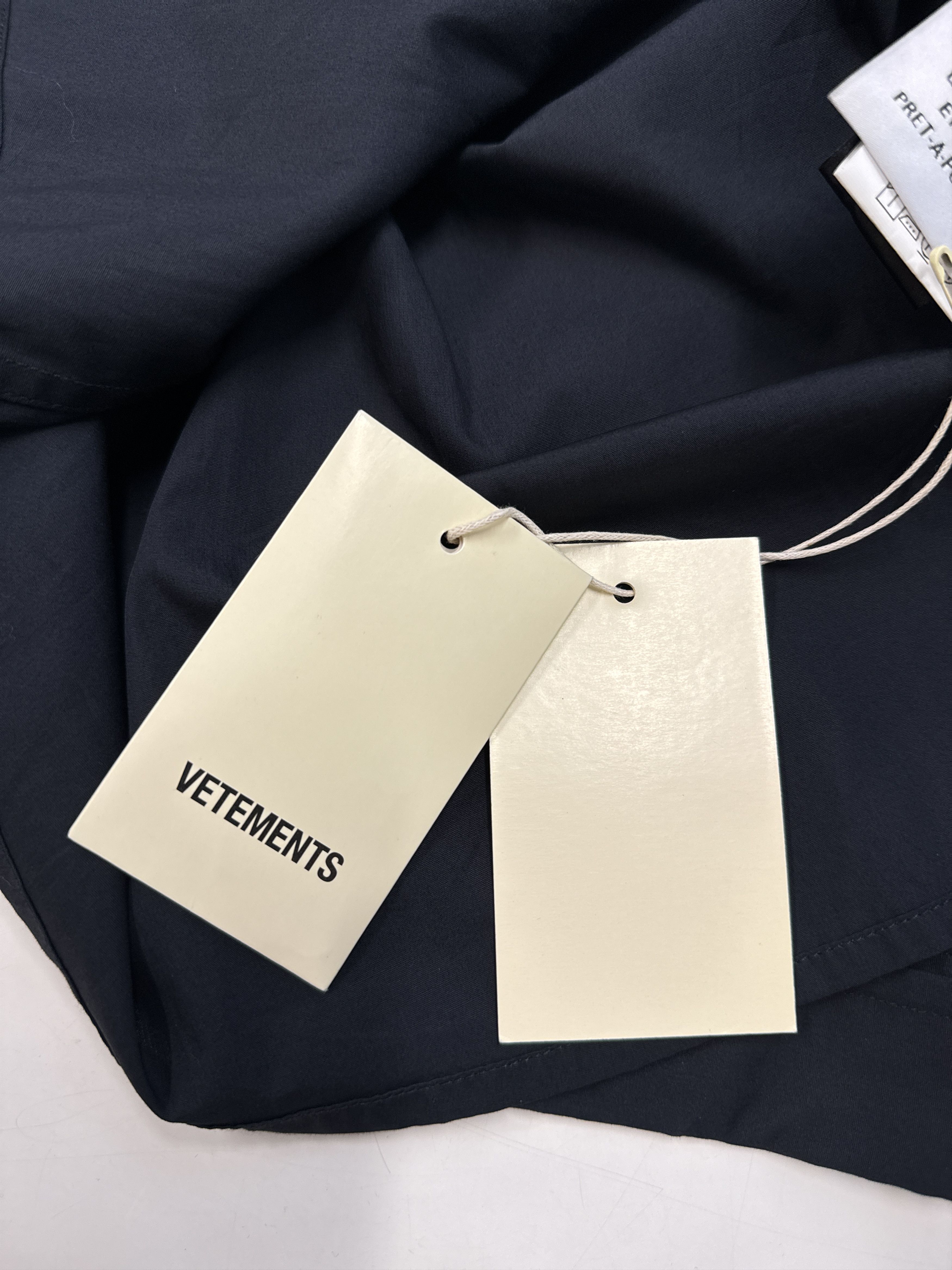 Vetements SS19 Georgia Embroidered Ring Button Down Shirt Size US XS / EU 42 / 0 - 7 Thumbnail