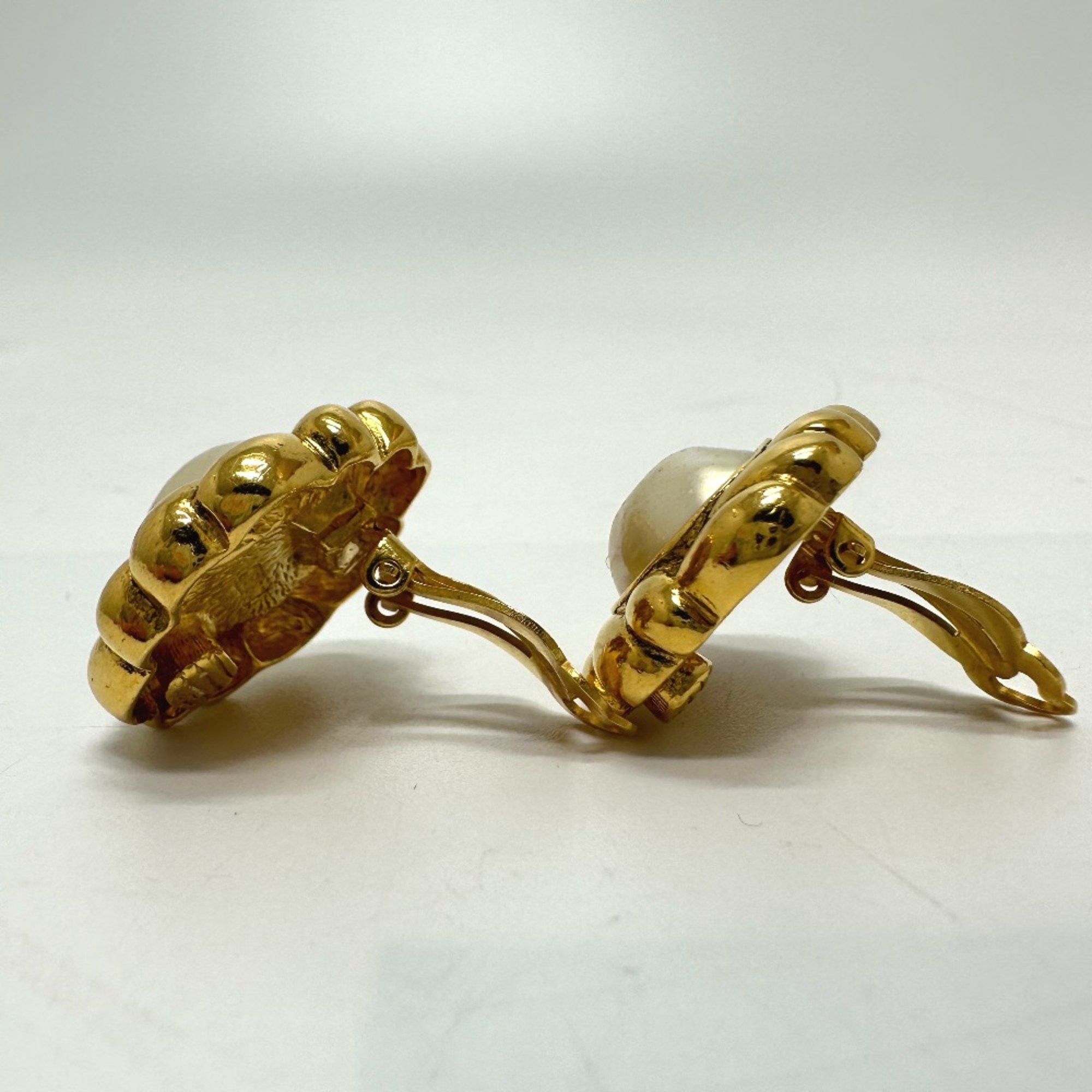 Chanel Chanel Earrings Gold Size ONE SIZE - 4 Thumbnail