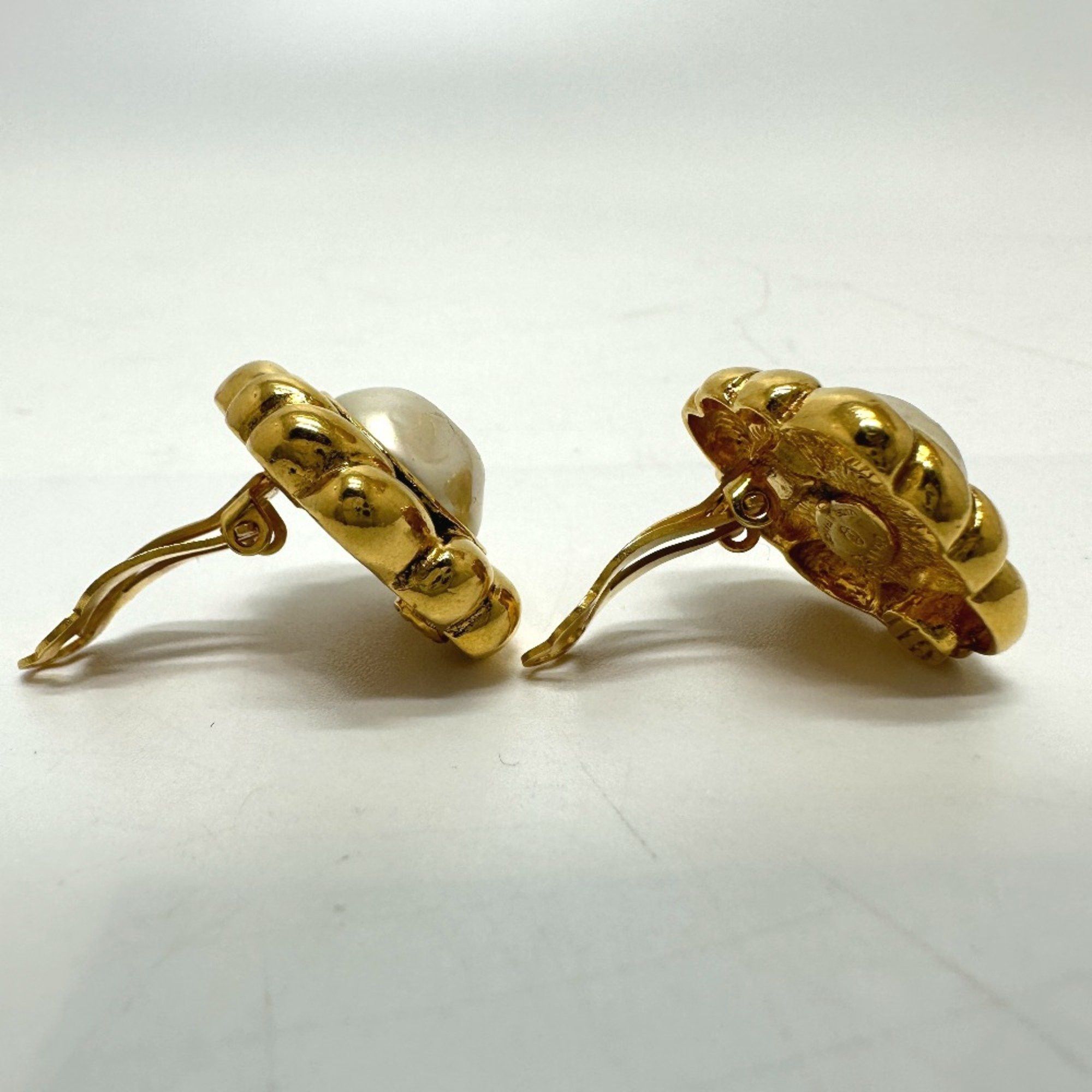 Chanel Chanel Earrings Gold Size ONE SIZE - 5 Thumbnail