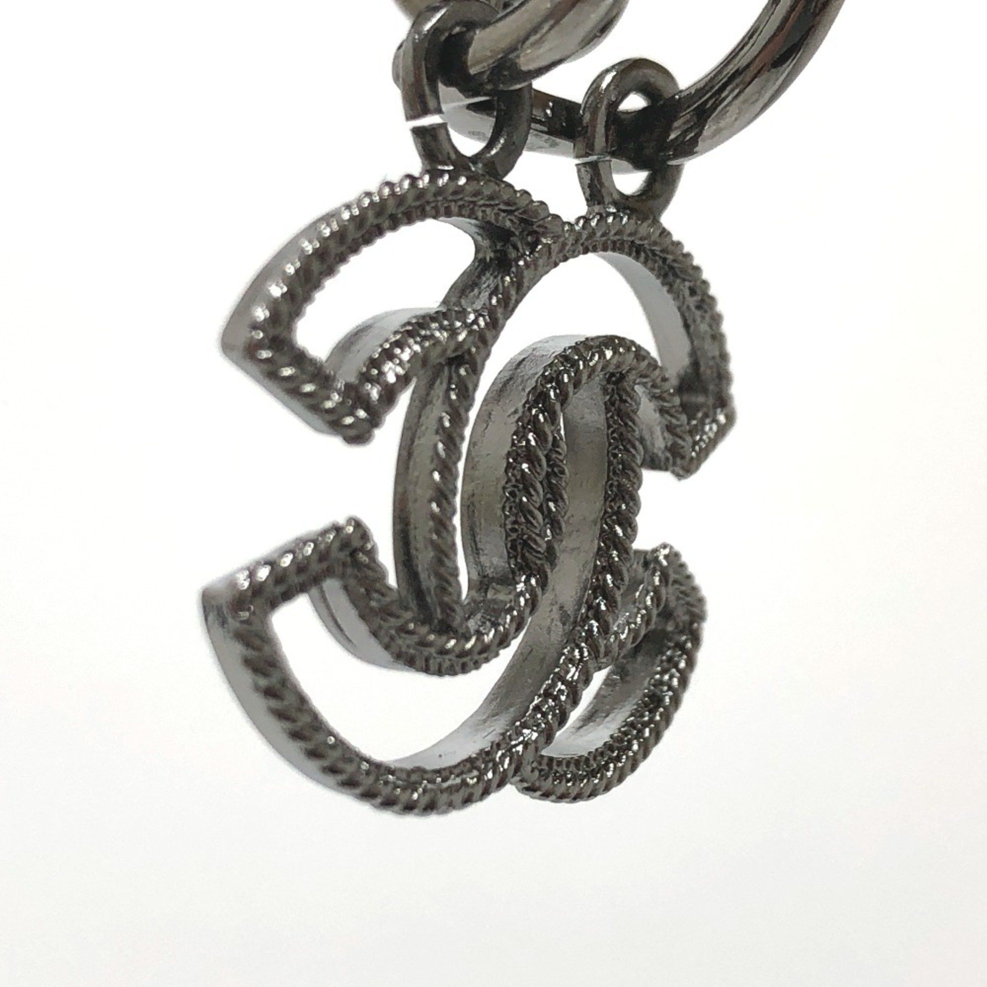Chanel Chanel CC Mark A17S Earrings Black Size ONE SIZE - 4 Thumbnail