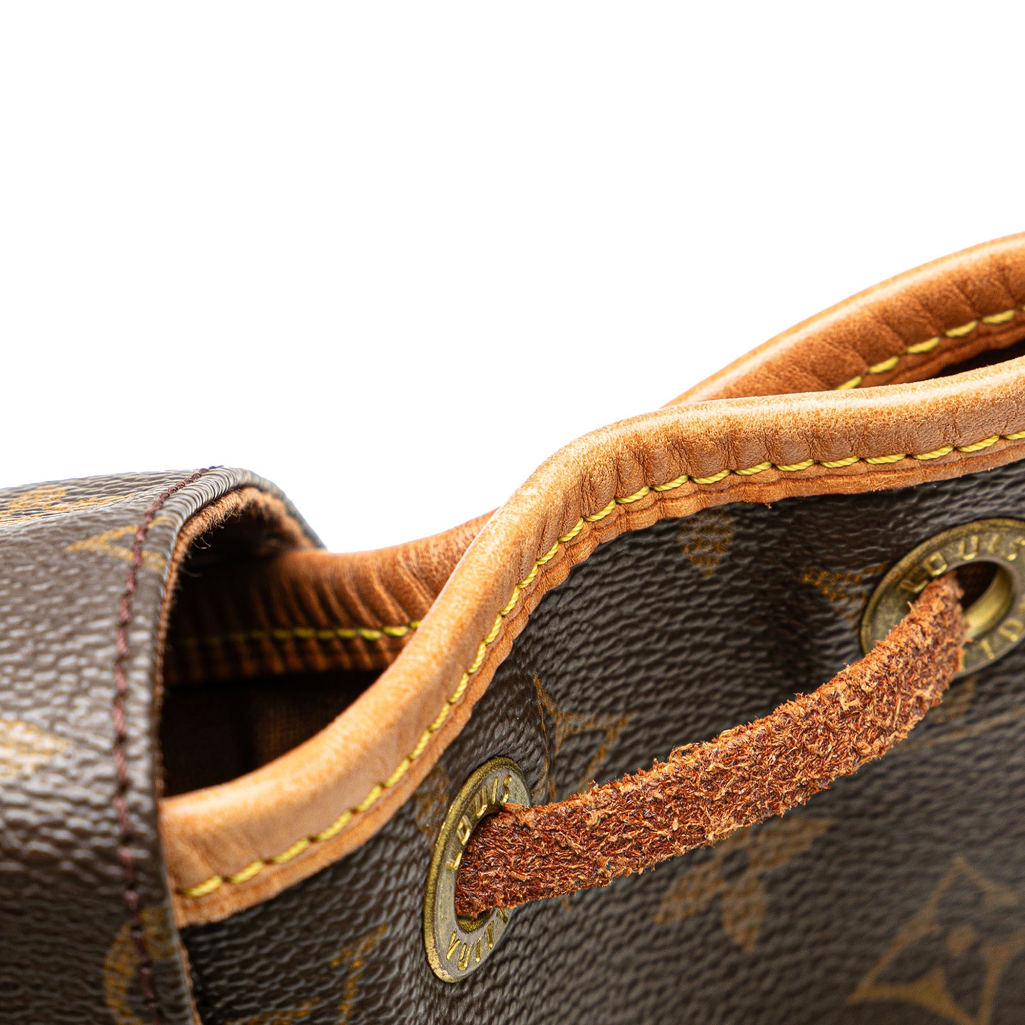 Louis Vuitton Louis Vuitton Monogram Montsouris MM Size ONE SIZE - 11 Thumbnail