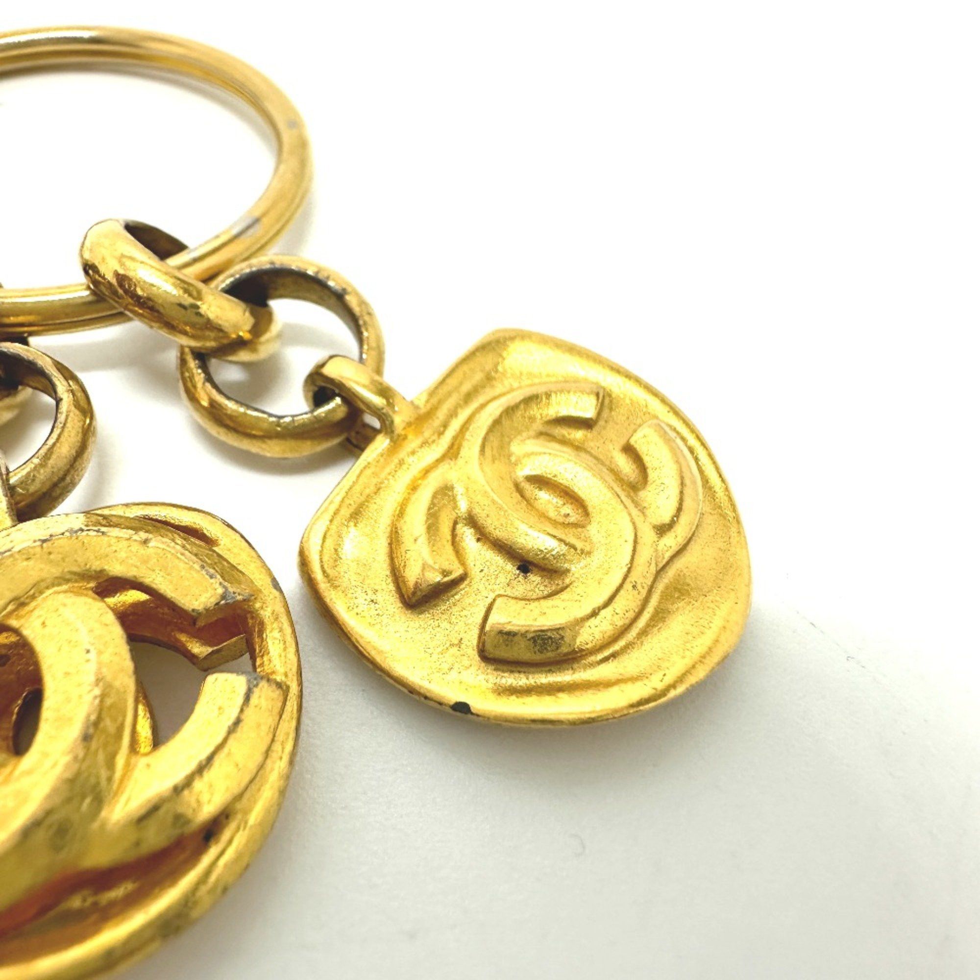 Chanel Chanel CC Mark Key Holder charm charm Gold Size ONE SIZE - 3 Thumbnail