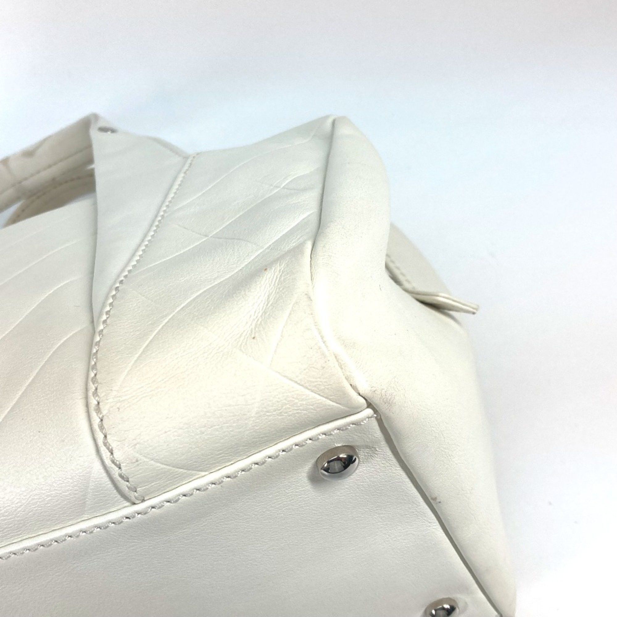Chanel Chanel A30899 CC Mark Bag Hand Bag Duffle Bag White Size ONE SIZE - 11 Thumbnail