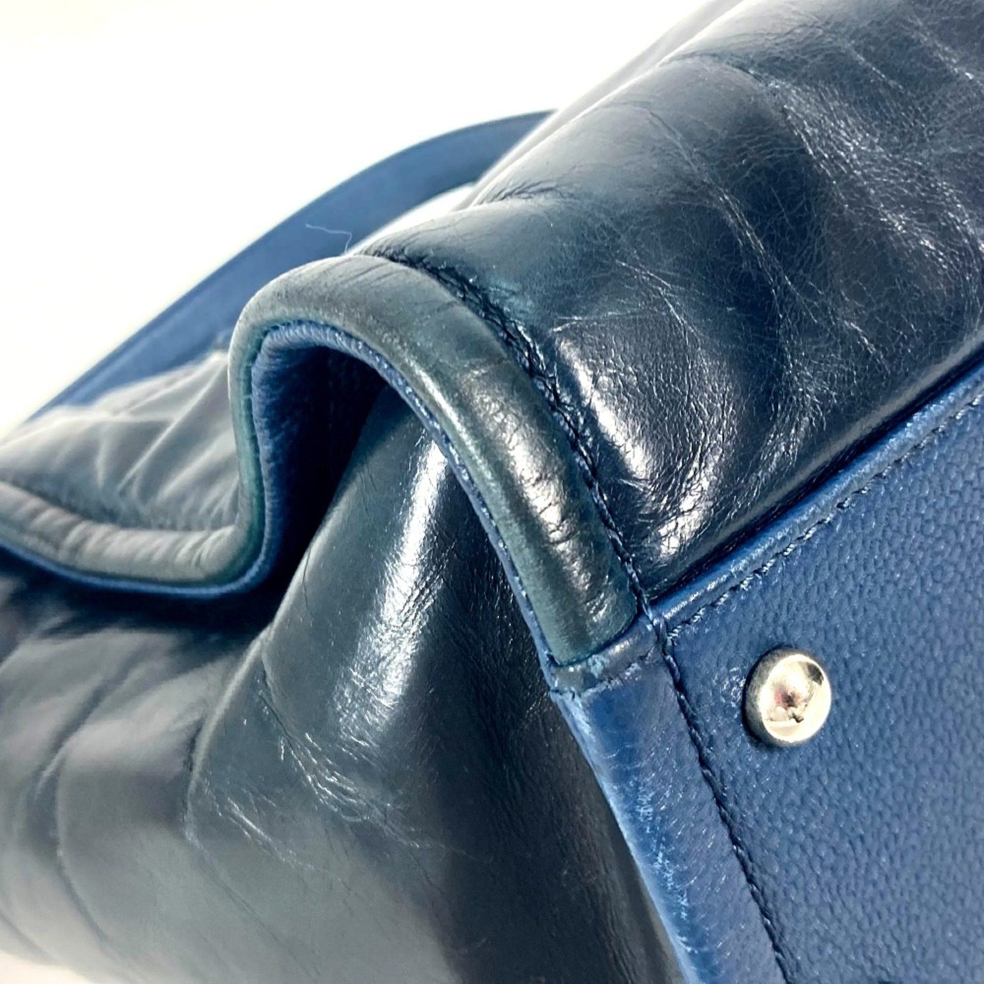 Chanel Chanel Logo Tote Bag Shoulder bag Bag Chain Shoulder Bag Navy Size ONE SIZE - 7 Thumbnail