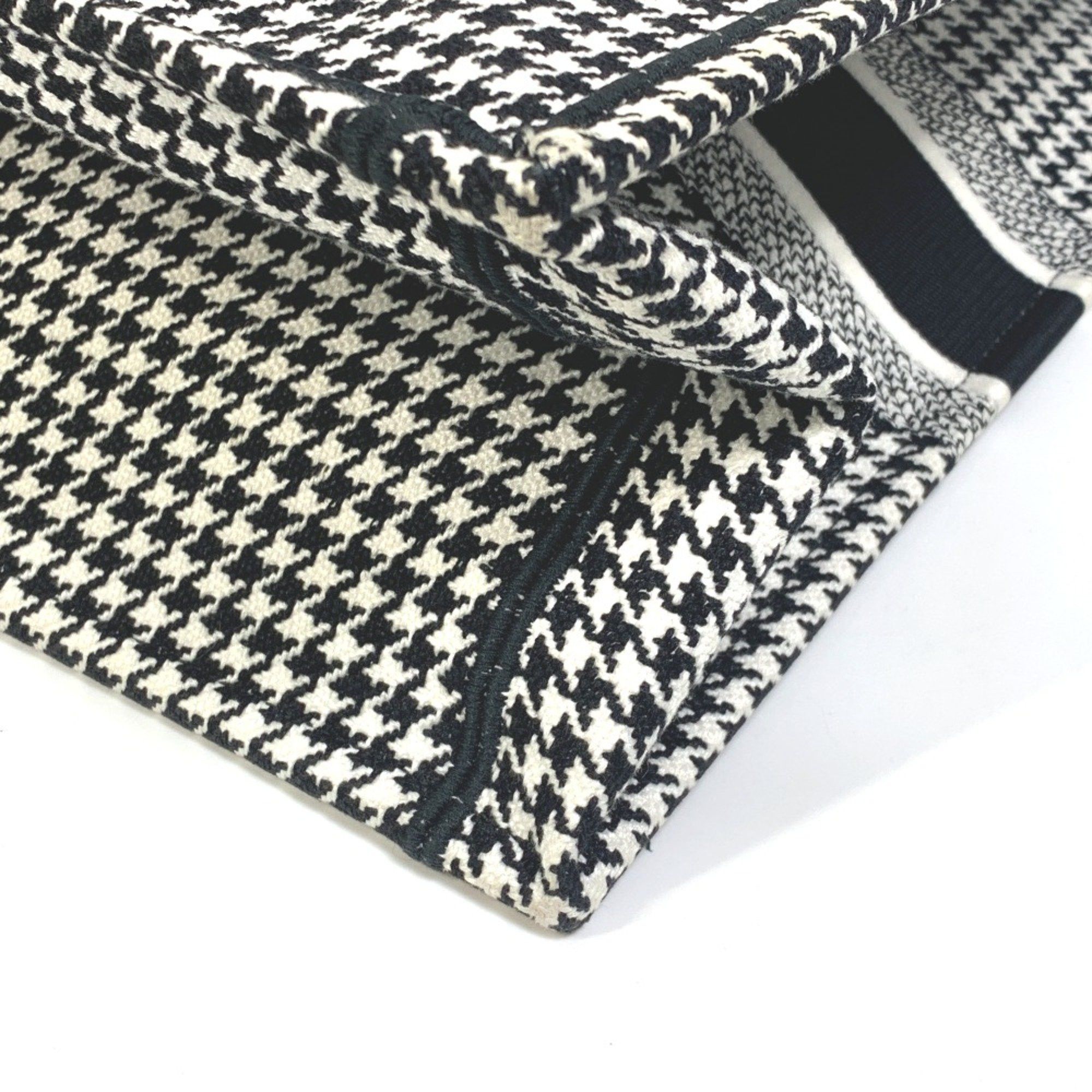 Dior CHRISTIAN DIOR Houndstooth Shoulder Bag bag book tote Tote Bag White/Black Size ONE SIZE - 6 Thumbnail