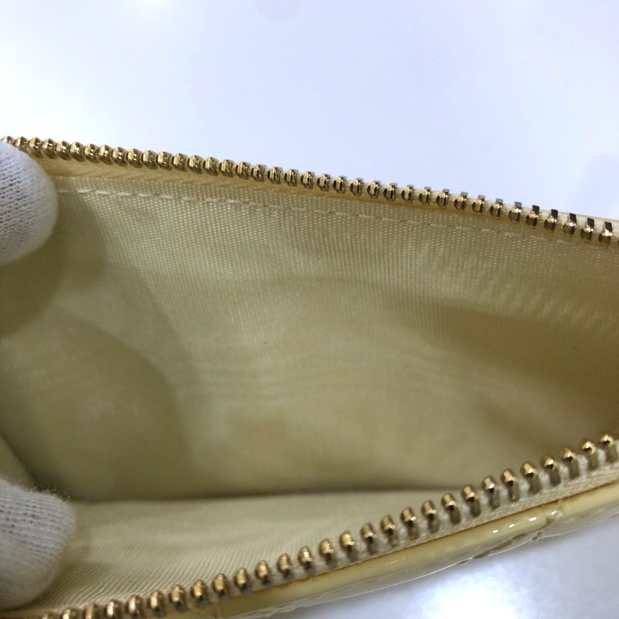 Dior CHRISTIAN DIOR Cannage patent coin purse Beige GoldHardware Size ONE SIZE - 10 Thumbnail
