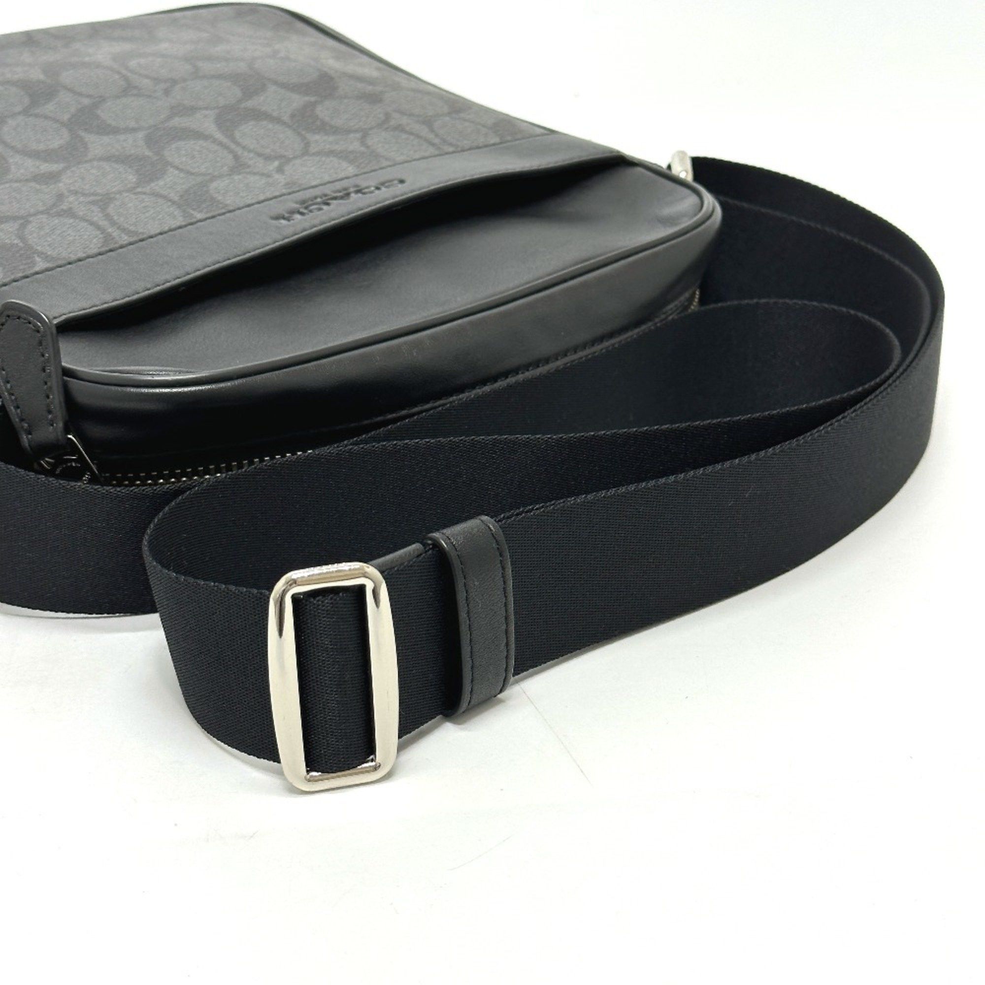 Coach coach F71764 Flight Shoulder Bag Black Size ONE SIZE - 7 Thumbnail