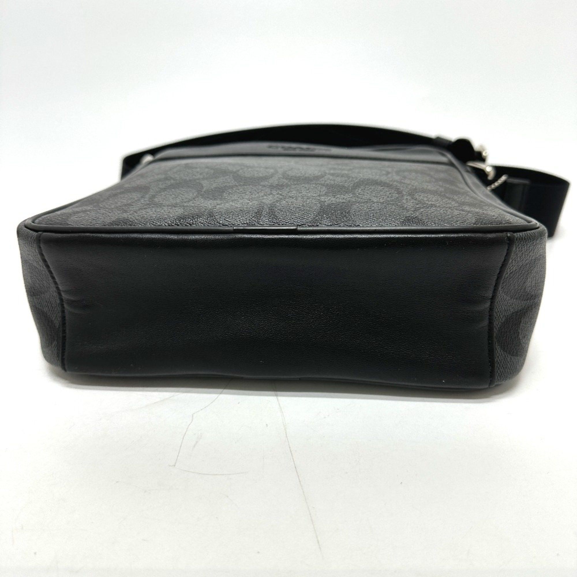 Coach coach F71764 Flight Shoulder Bag Black Size ONE SIZE - 3 Thumbnail