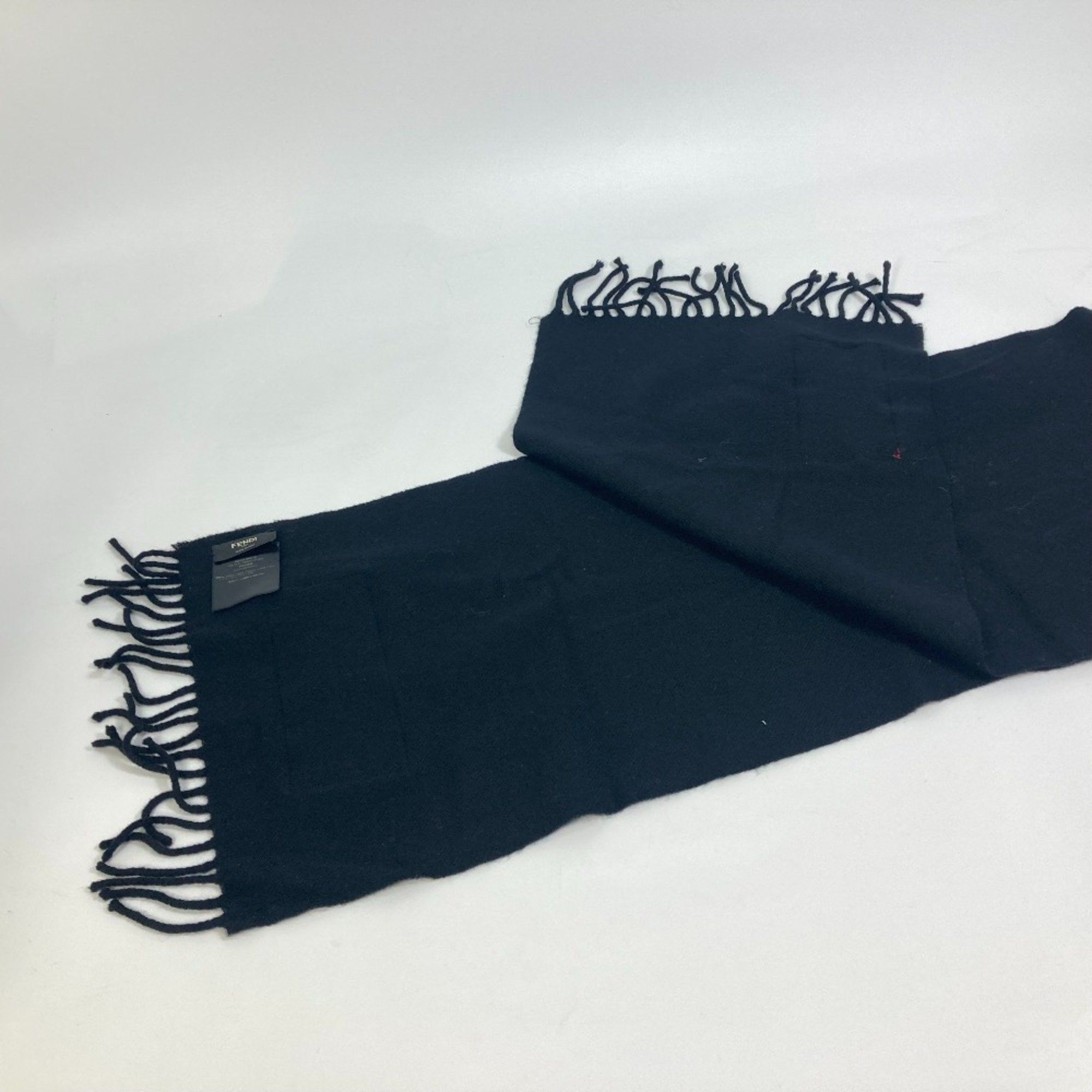 Fendi Fendi FXS124 apparel Logo patch Scarf Black Size ONE SIZE - 6 Thumbnail