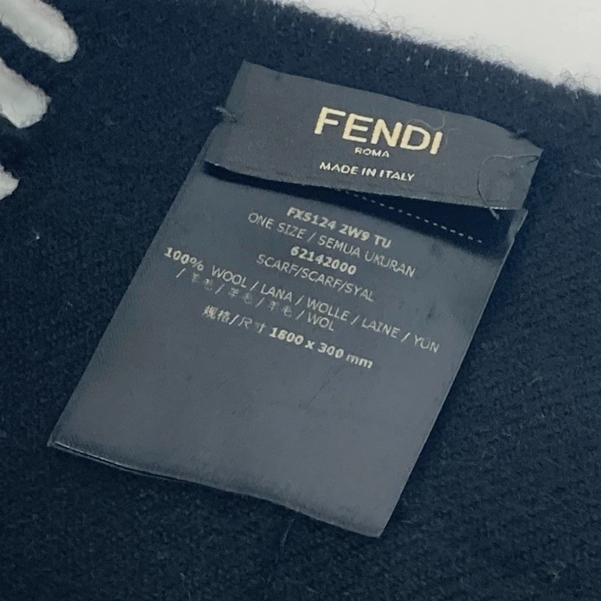 Fendi Fendi FXS124 apparel Logo patch Scarf Black Size ONE SIZE - 7 Thumbnail