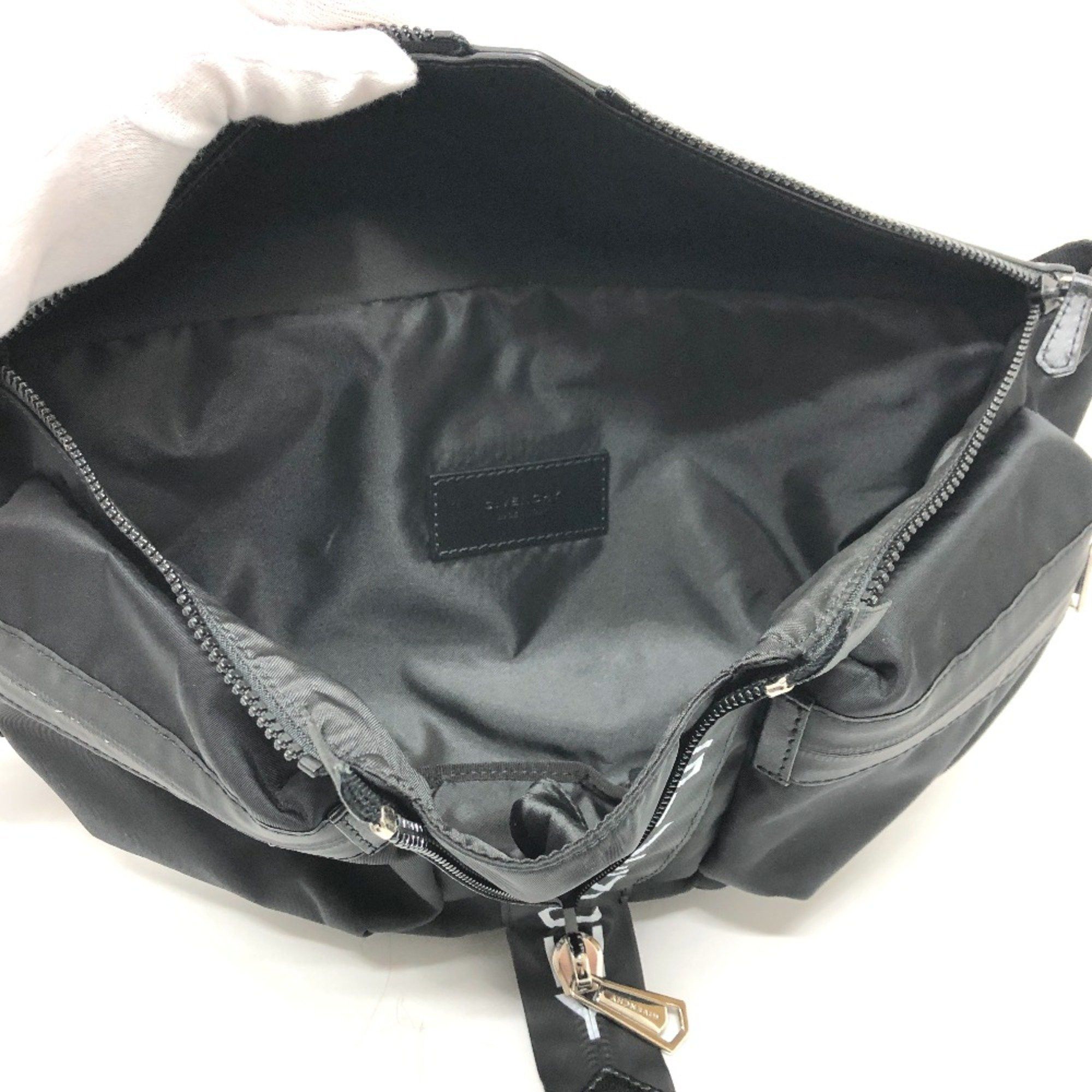 Givenchy Givenchy logo Bag body bag Black SilverHardware Size ONE SIZE - 10 Thumbnail