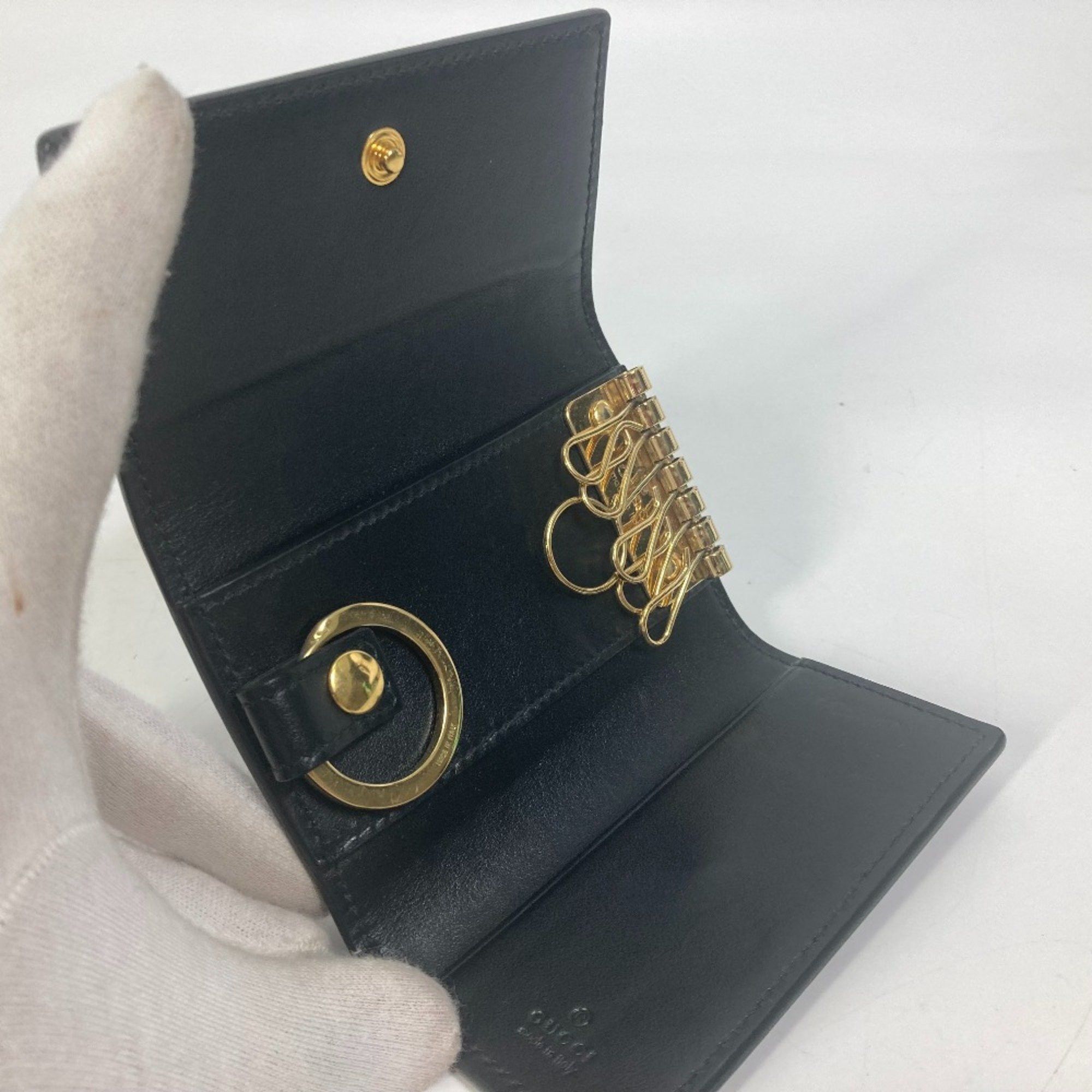 Gucci Gucci 547588 logo Key Case Black Gold Size ONE SIZE - 8 Thumbnail