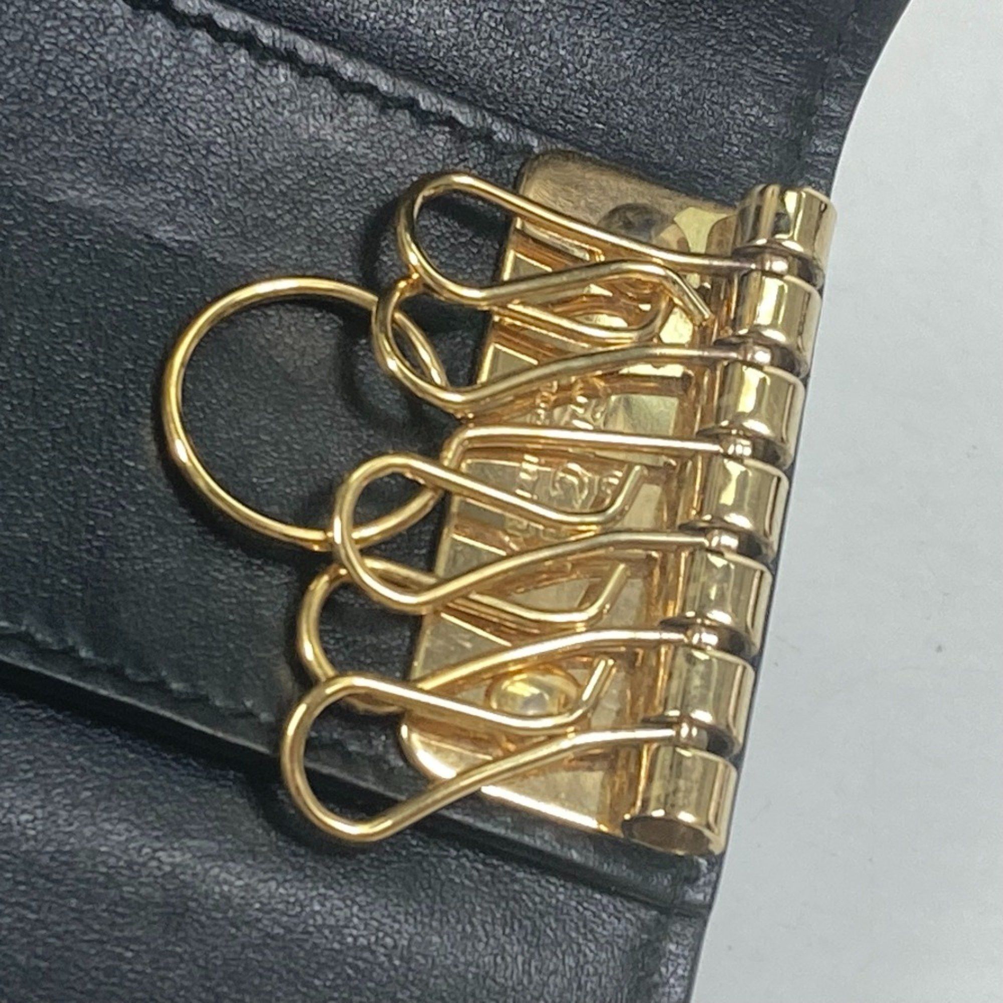 Gucci Gucci 547588 logo Key Case Black Gold Size ONE SIZE - 9 Thumbnail