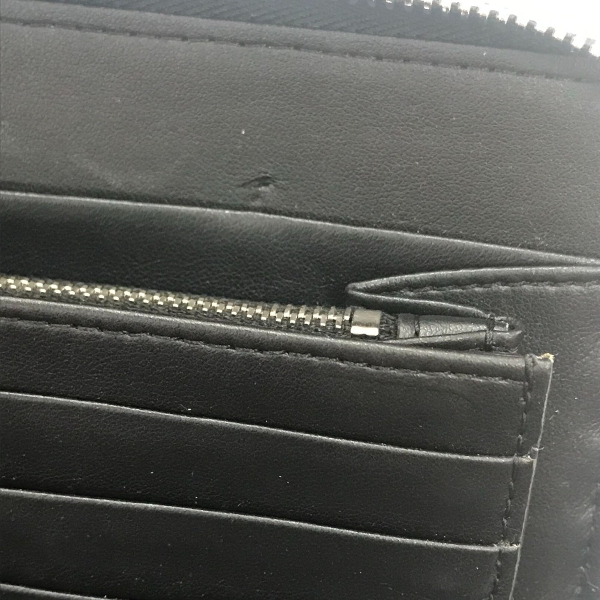 Givenchy Givenchy I FEEL LOVE Zip Around Long Wallet Black Size ONE SIZE - 13 Thumbnail