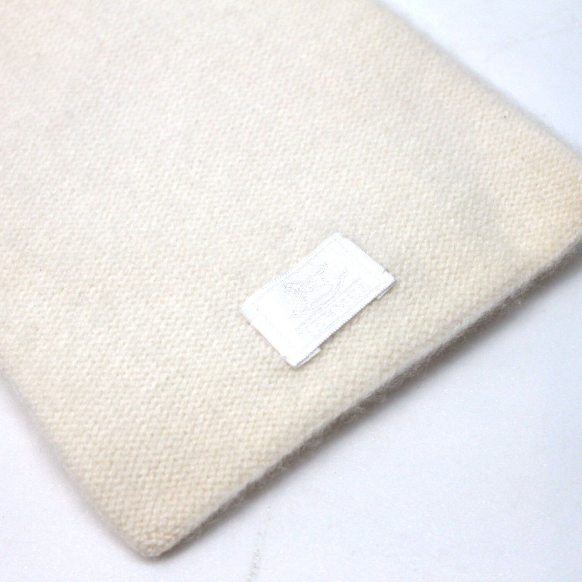 Hermes Hermes Baby mittens & muffler set Scarf White Size ONE SIZE - 5 Thumbnail
