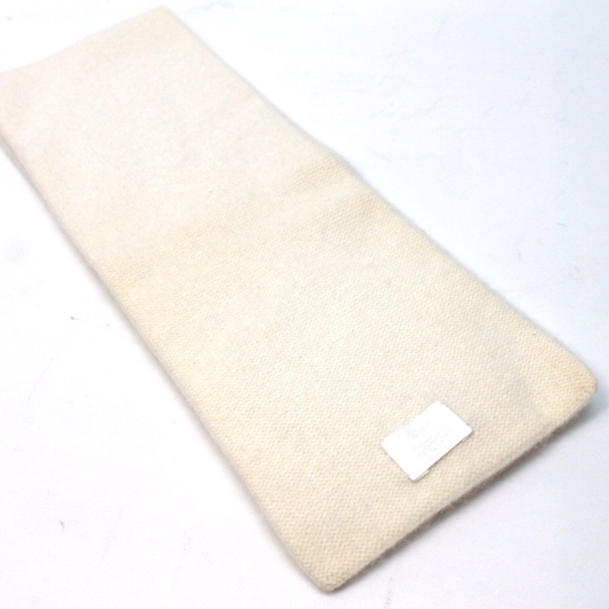 Hermes Hermes Baby mittens & muffler set Scarf White Size ONE SIZE - 4 Thumbnail
