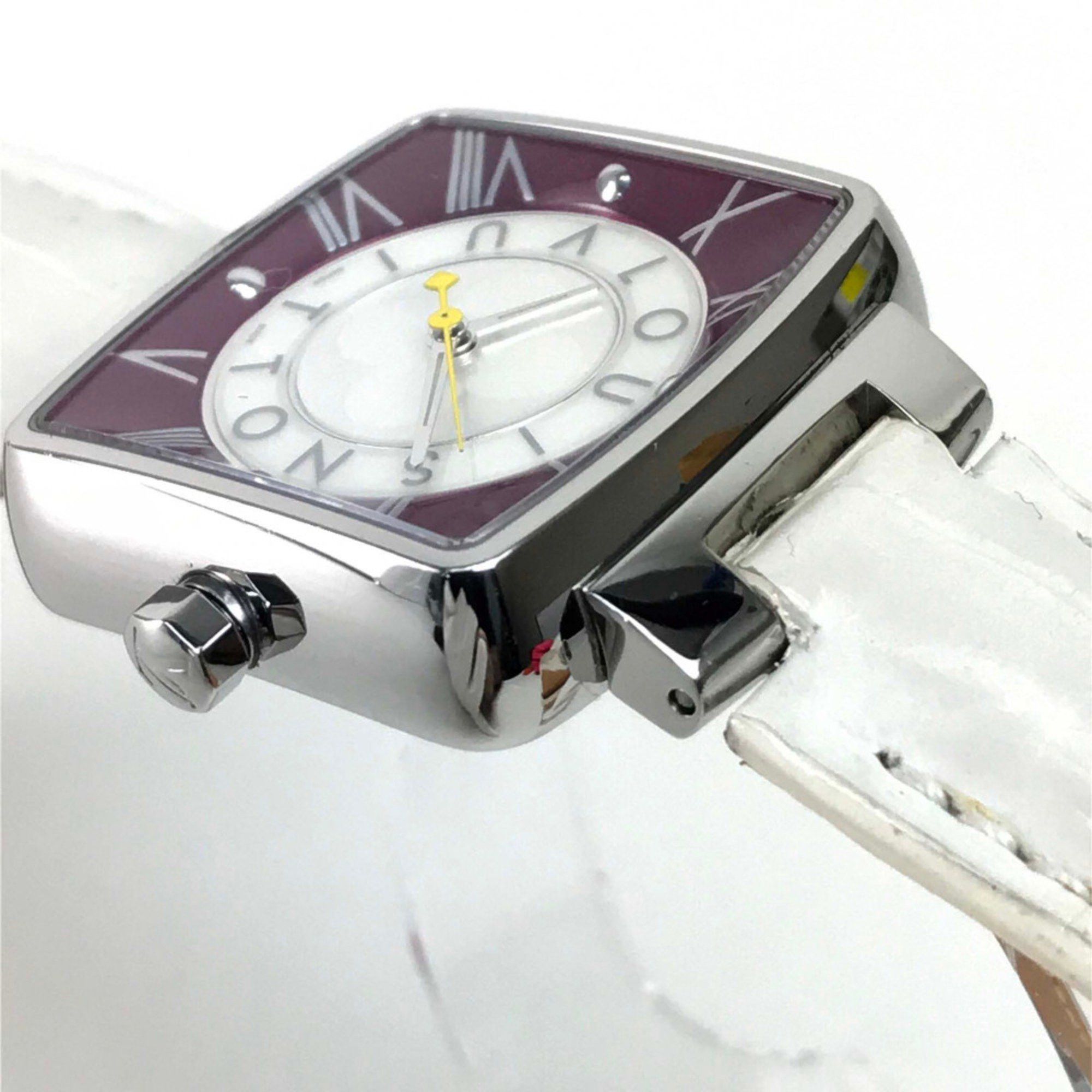 Louis Vuitton Louis Vuitton Q221J Quartz Wristwatch Silver Wine red Based Size ONE SIZE - 2 Thumbnail