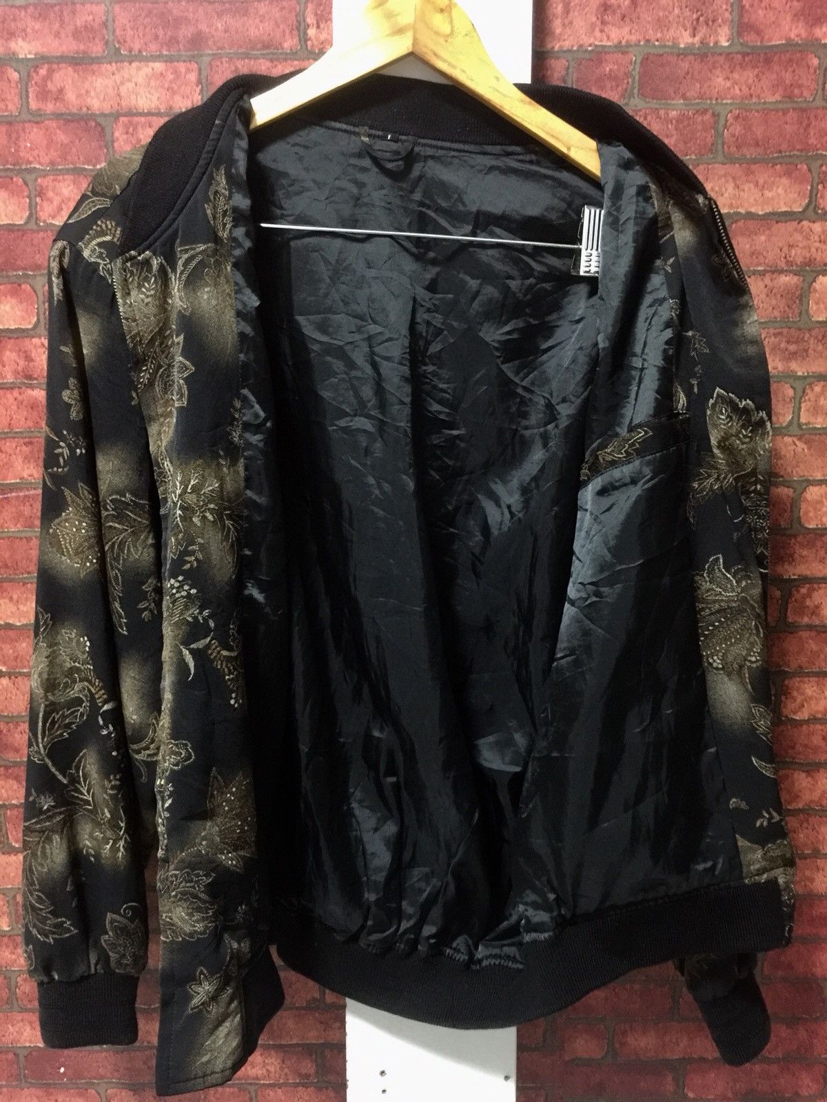 Japanese Brand × Vintage Rare full print flora bomber style jaclet saiz M Size US M / EU 48-50 / 2 - 1 Thumbnail
